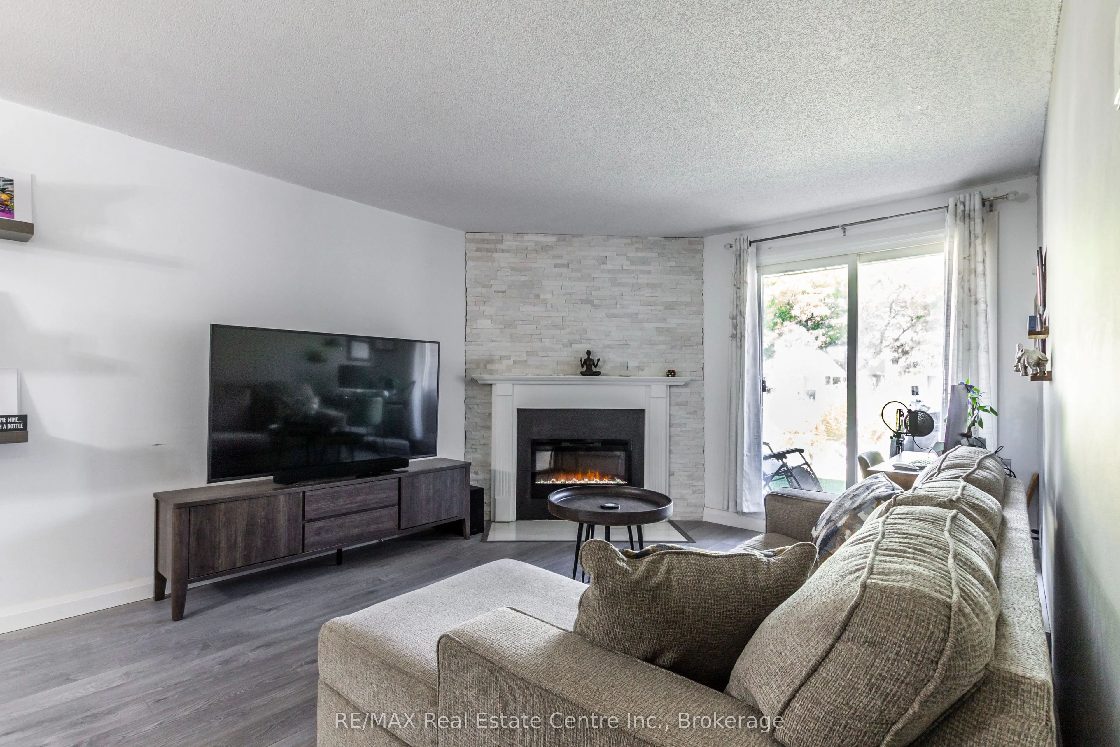 136 Conway Drive, #3