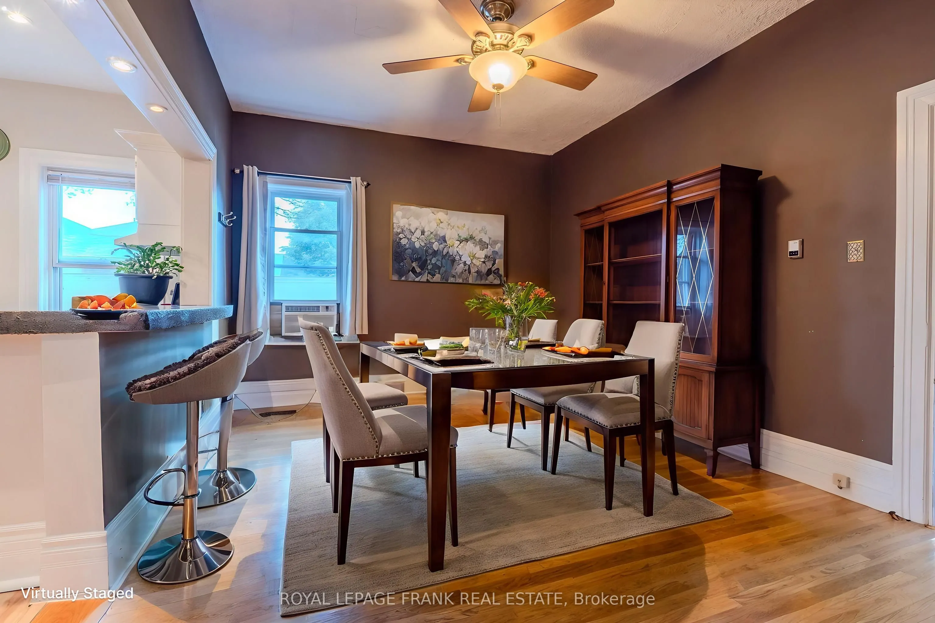 7 Durham Street W