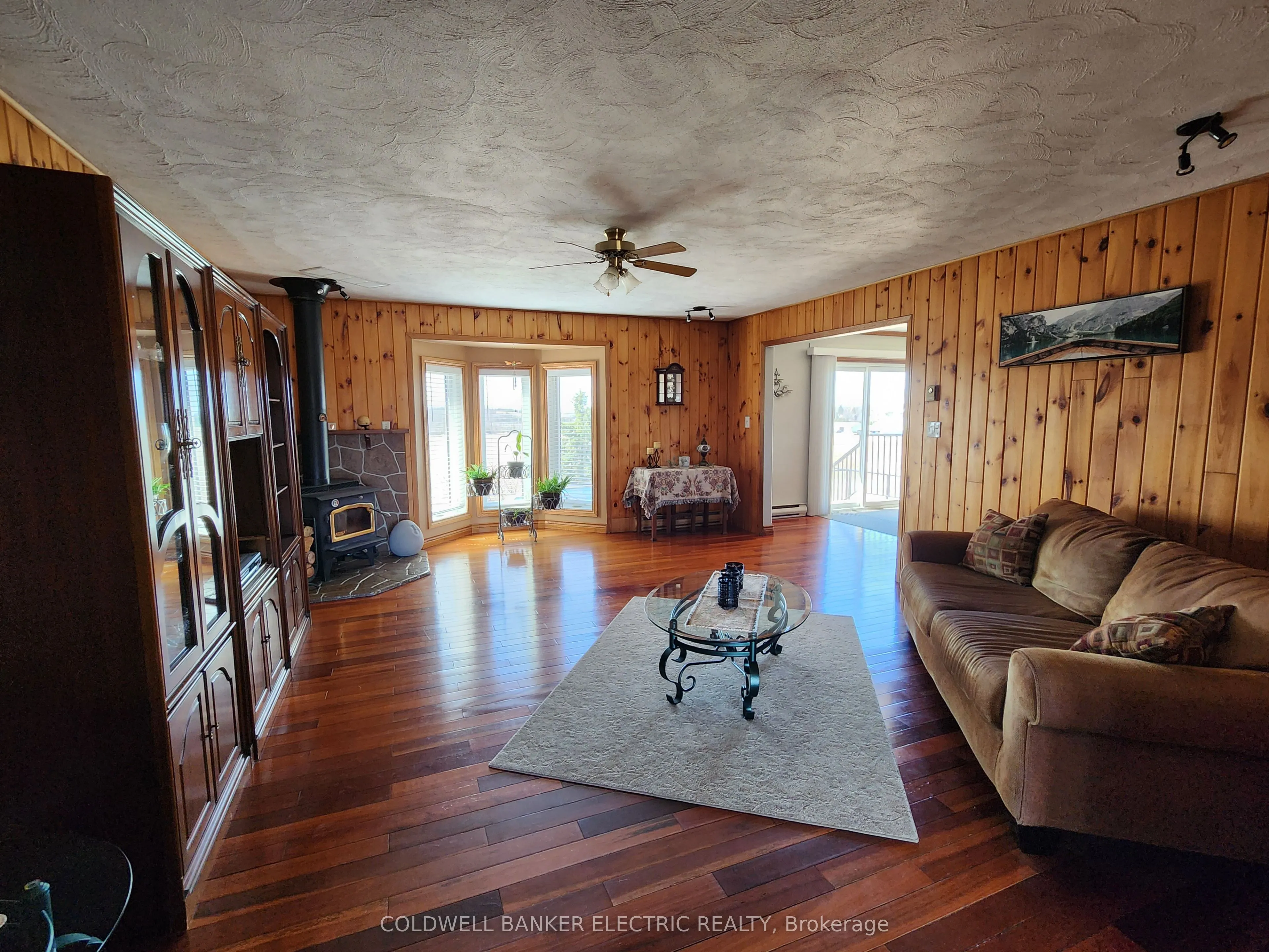 1034 Serpent Mounds Road