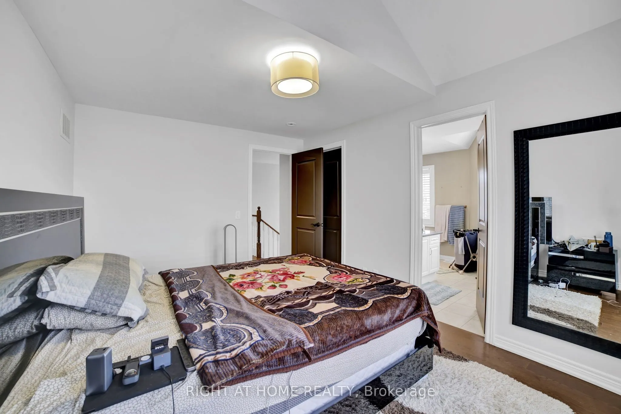 288 Raymond Road