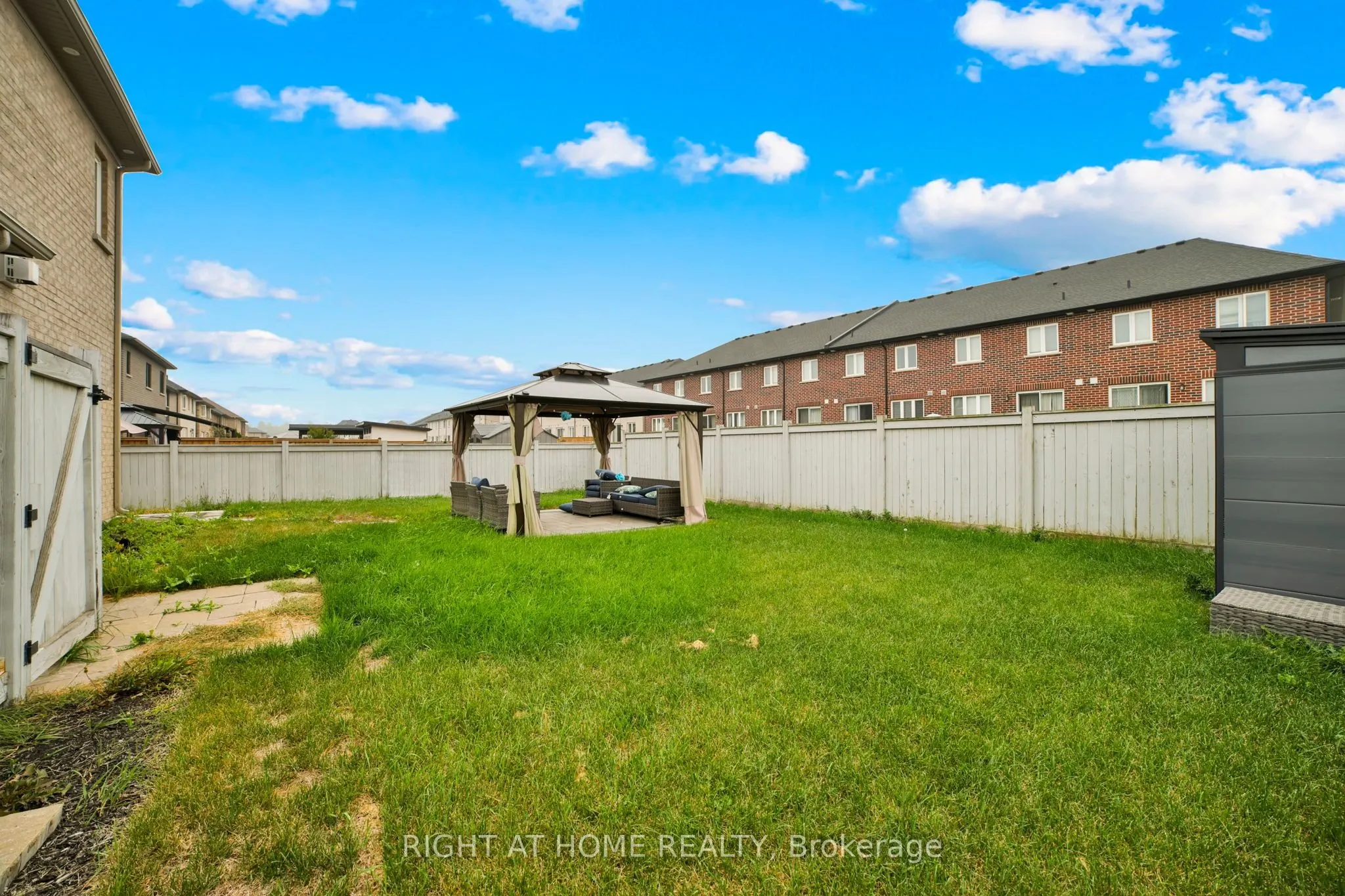 288 Raymond Road