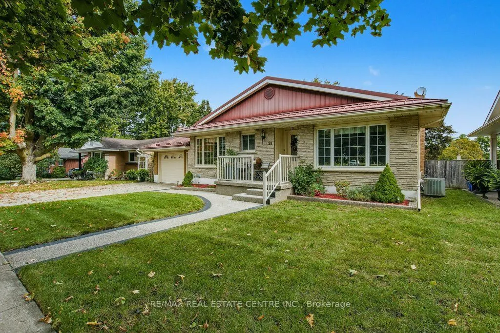 28 Meadow Crescent