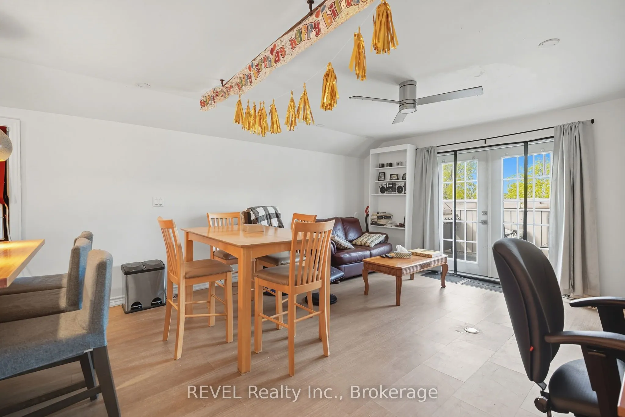250 Ridge Road N