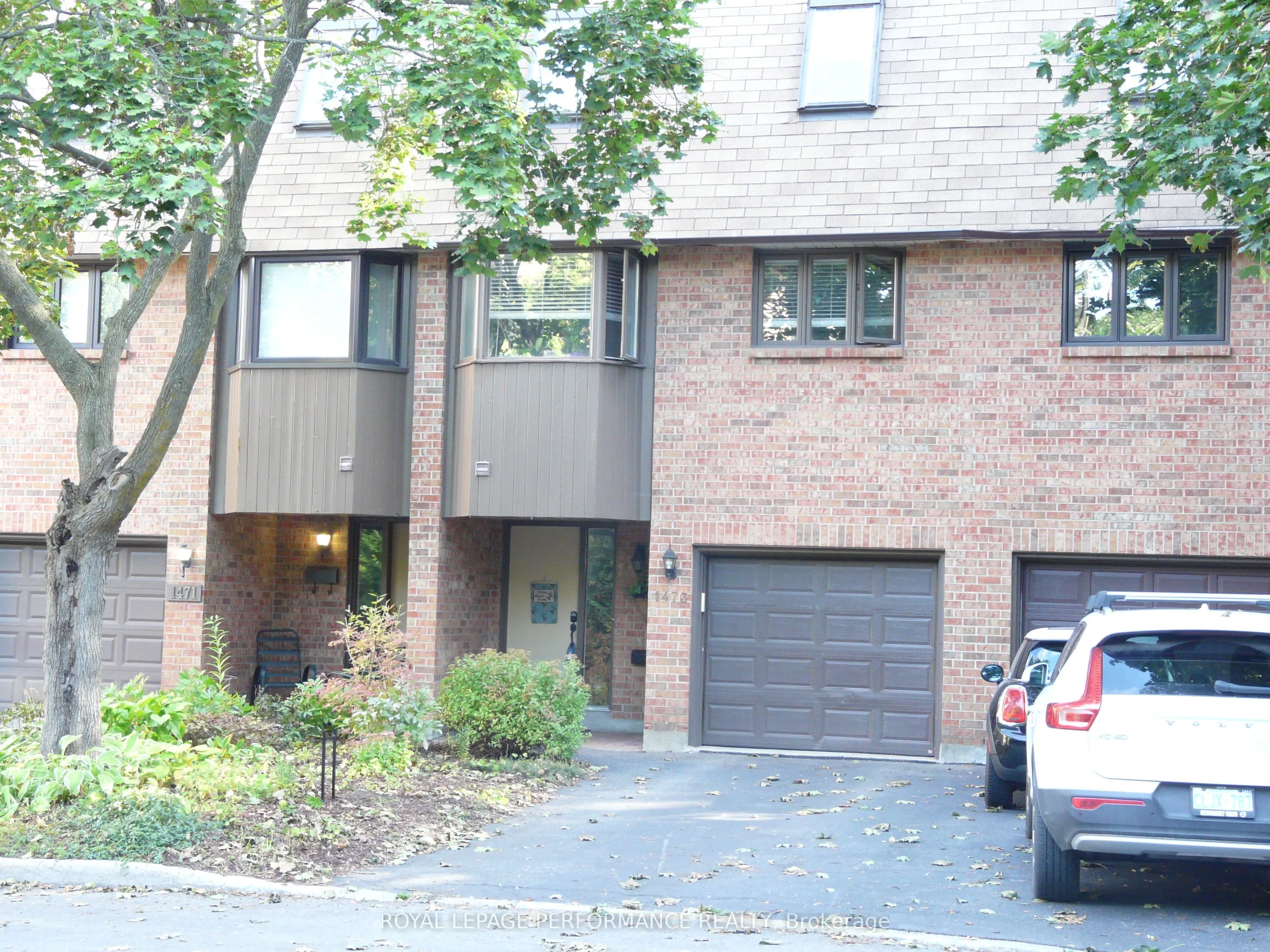 1473 Waltham Street, #70