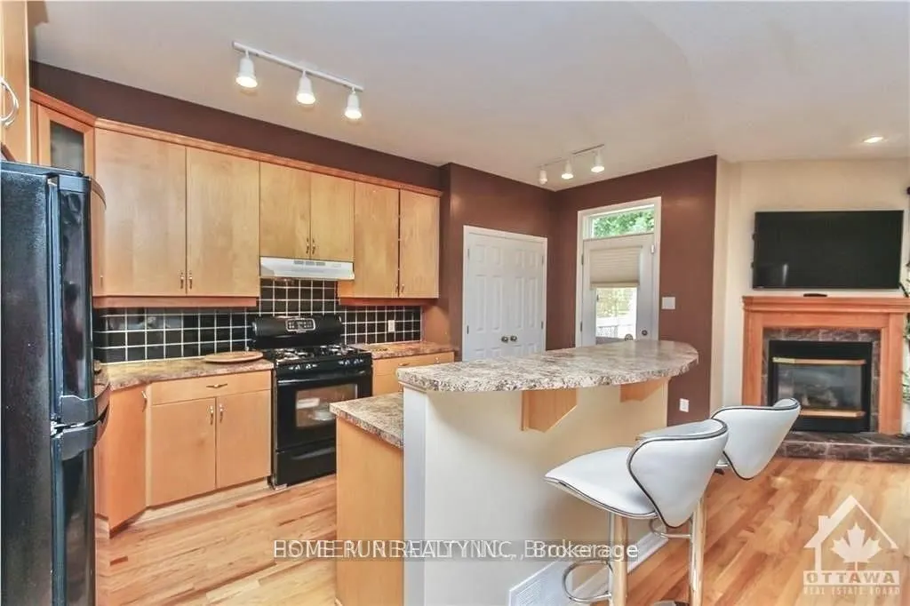 517 Devonwood Circle