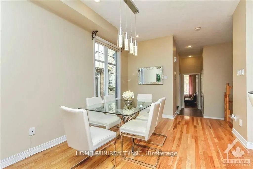 517 Devonwood Circle