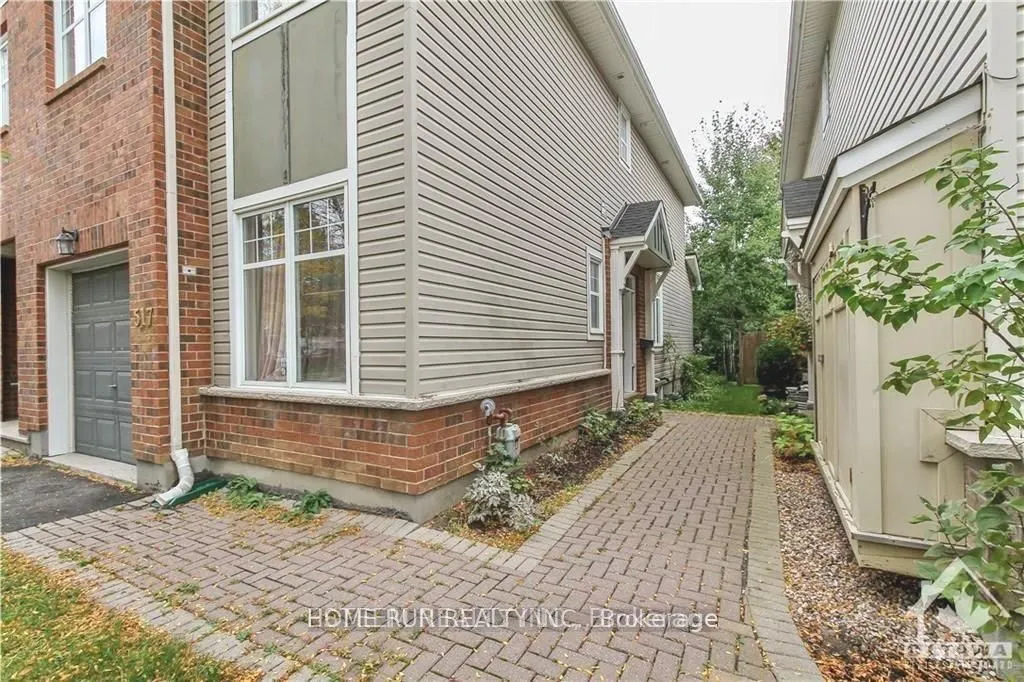 517 Devonwood Circle