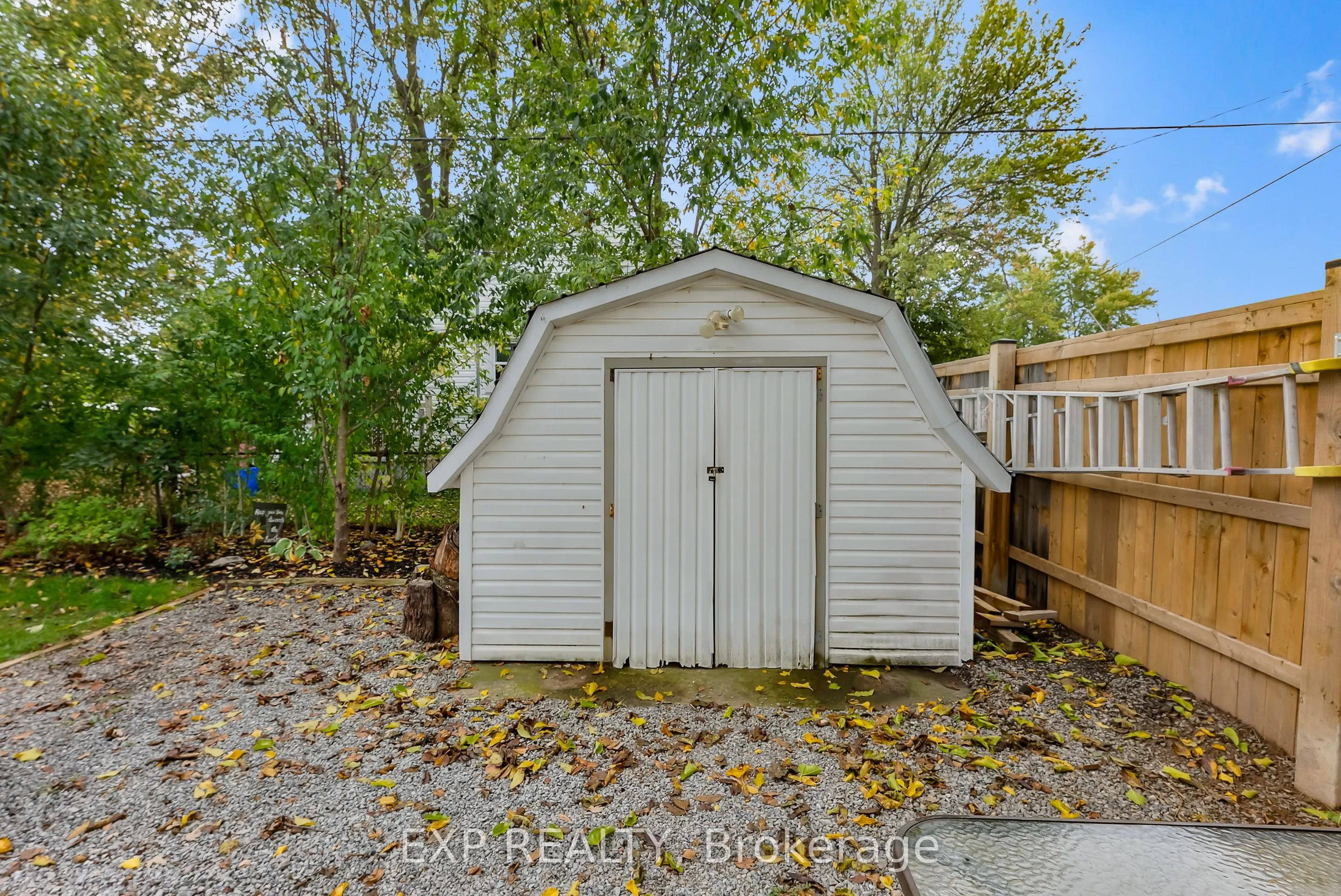 176 IDYLEWYLDE Street