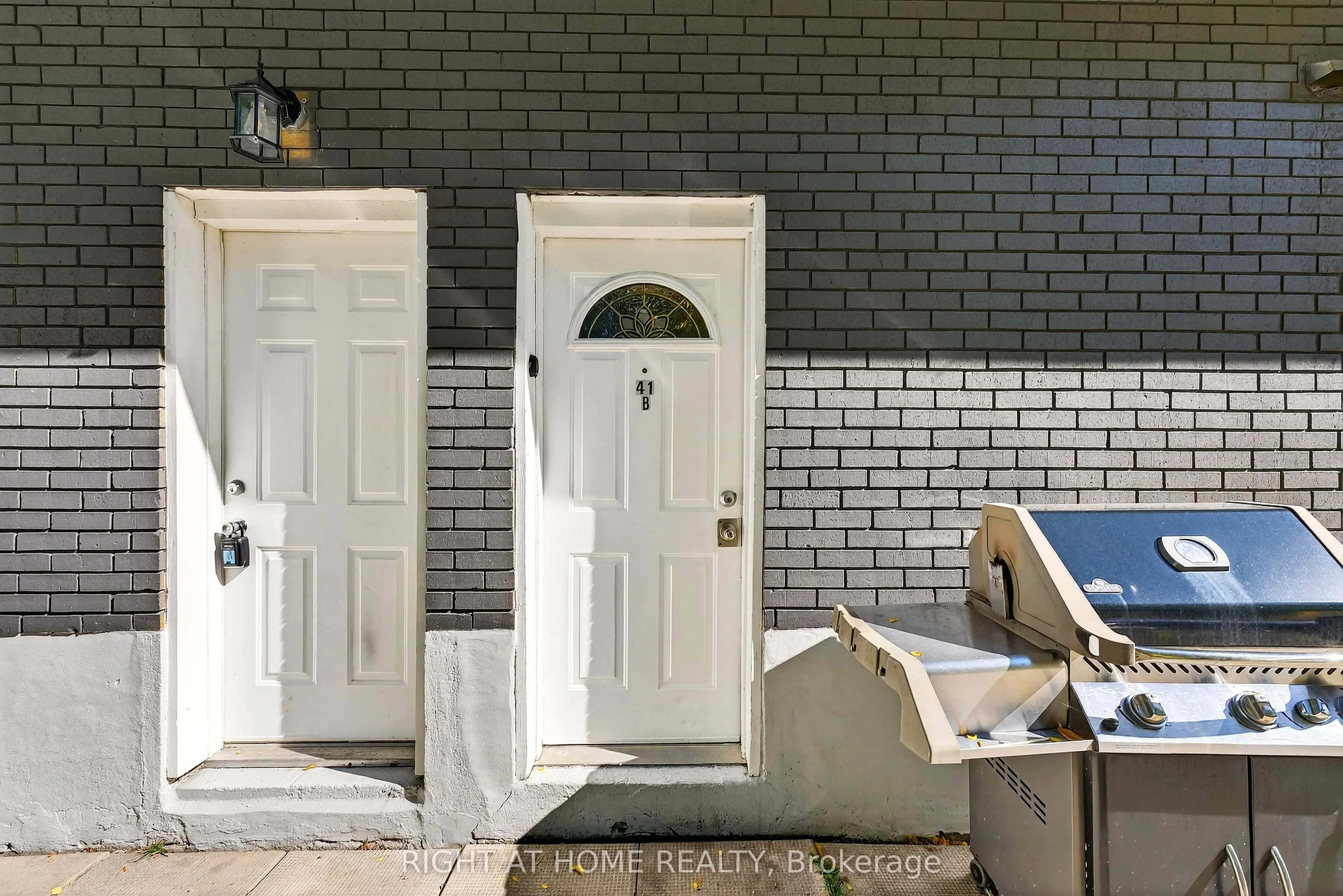 41 Donna Street, #B