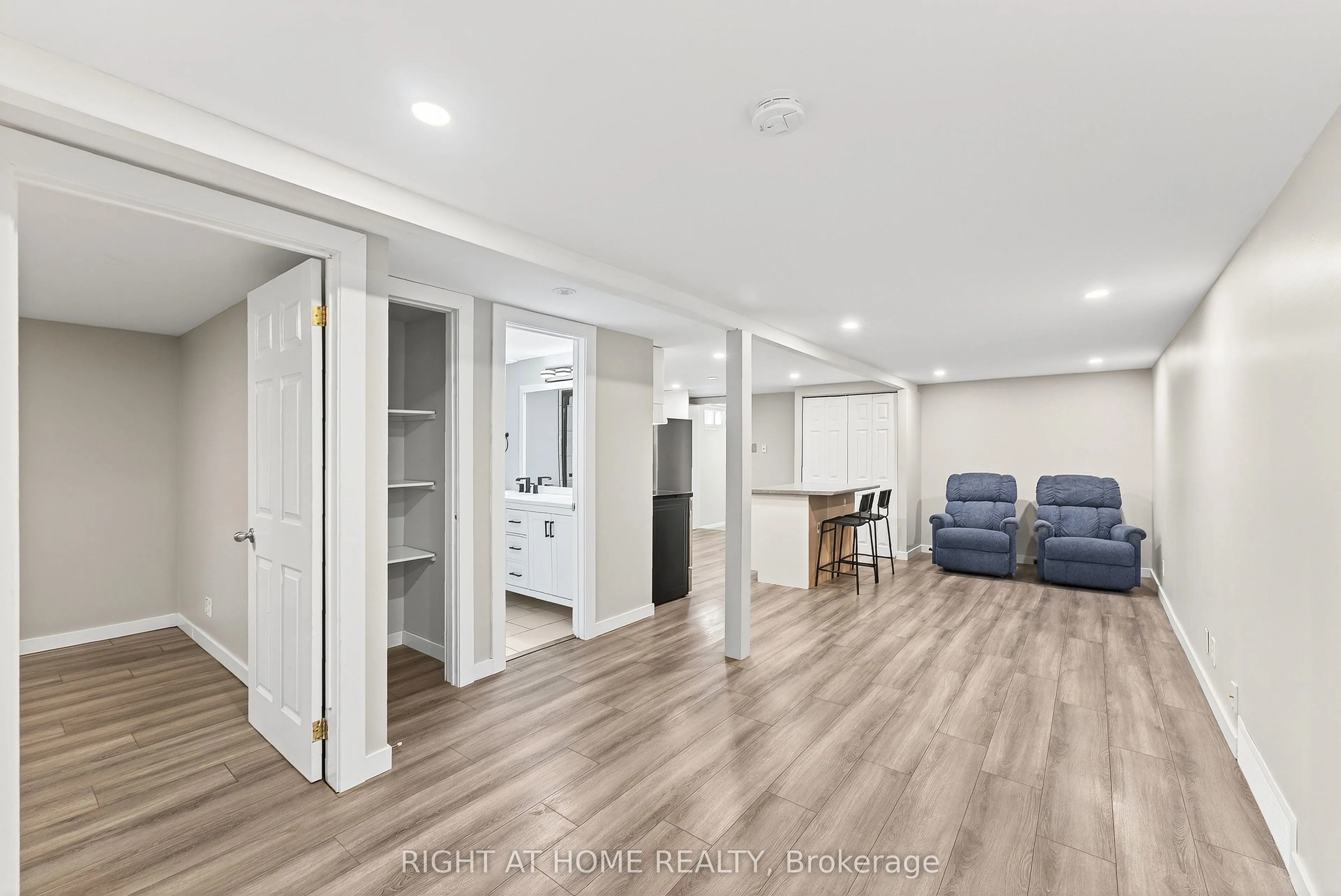 41 Donna Street, #B