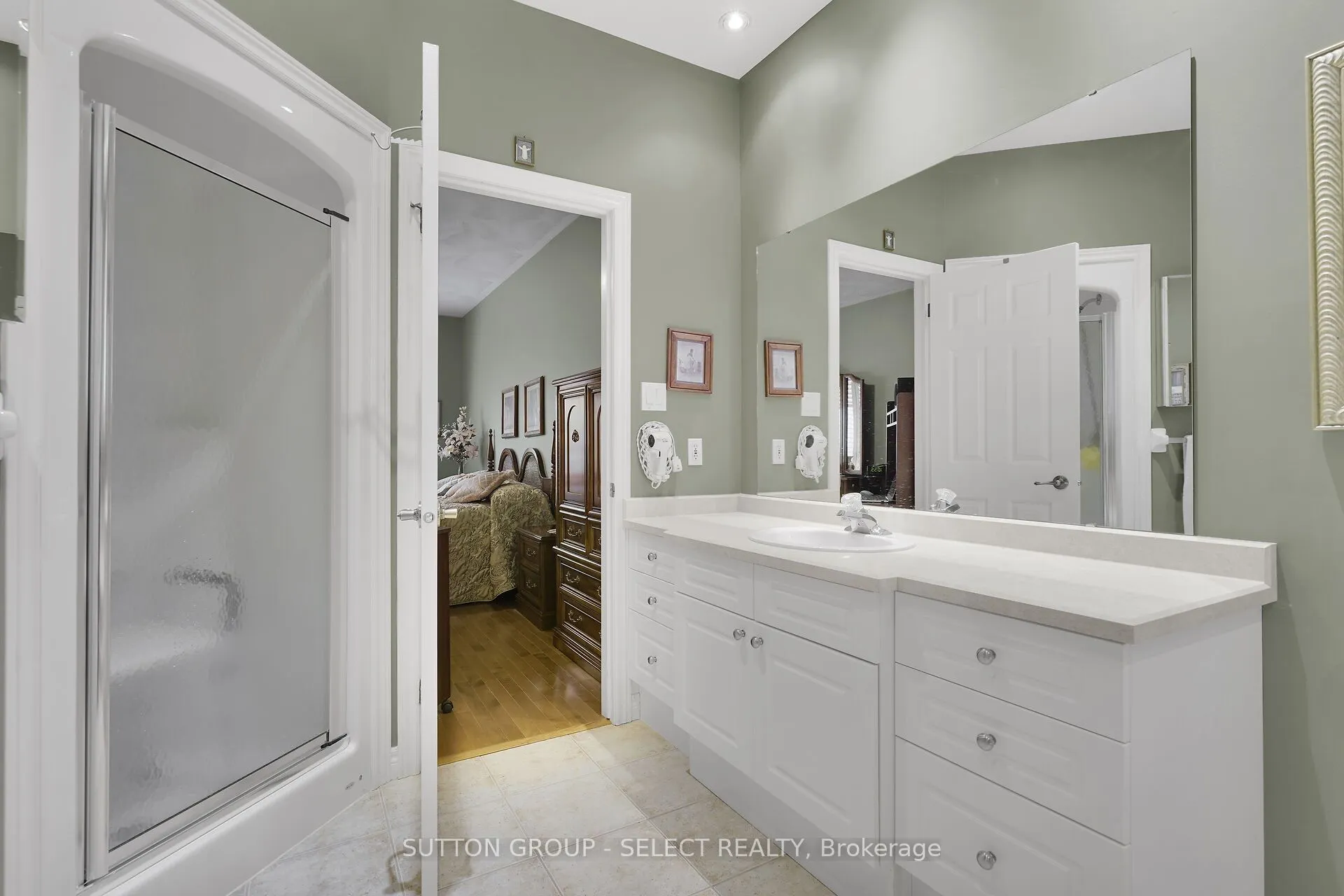 115 Glenwood Drive, #7