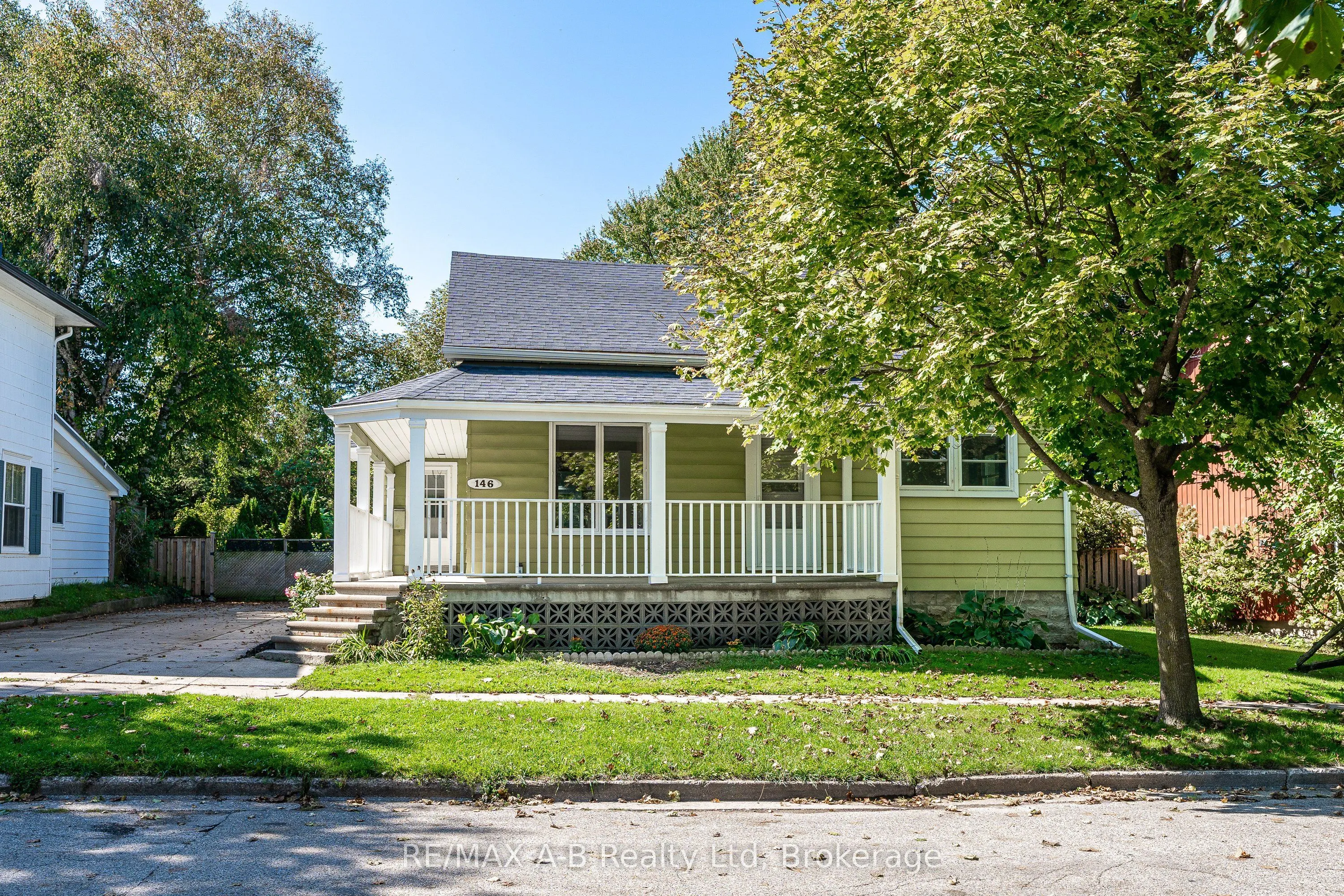 146 Church Street N