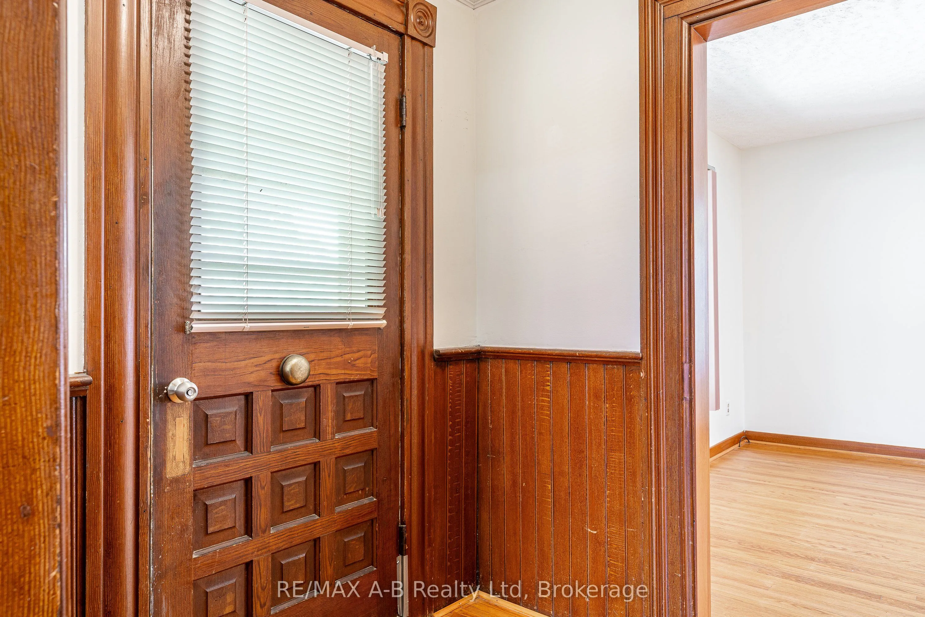 146 Church Street N