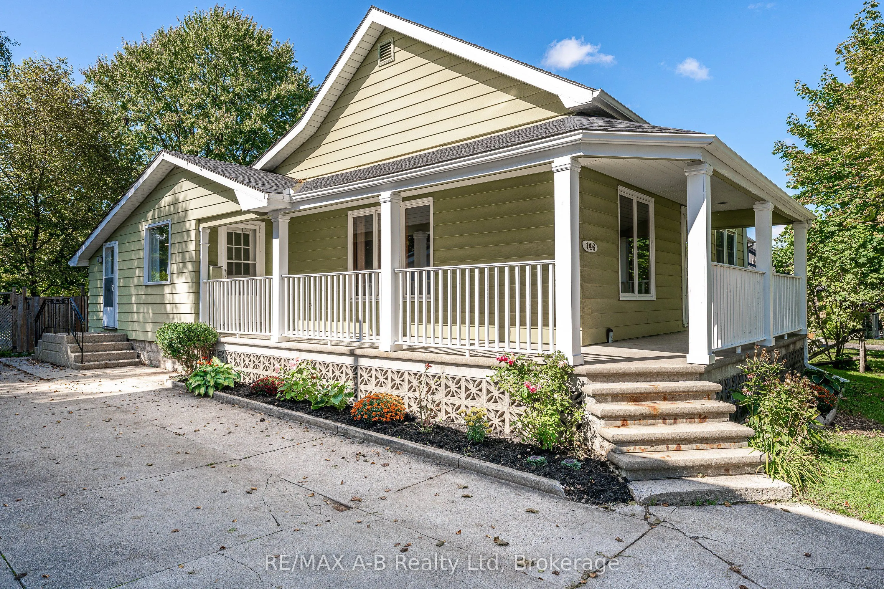 146 Church Street N