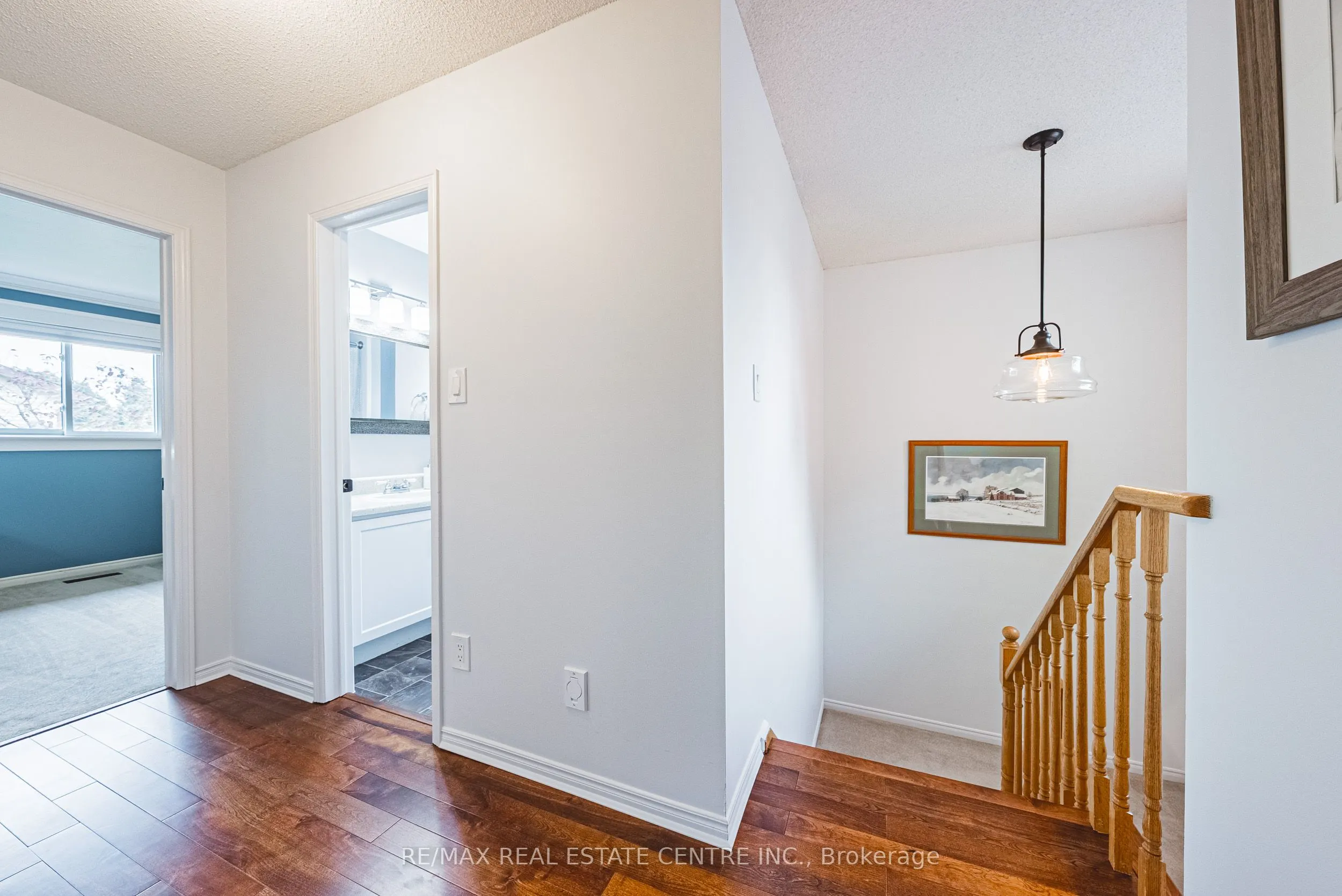 35 Cowan Boulevard