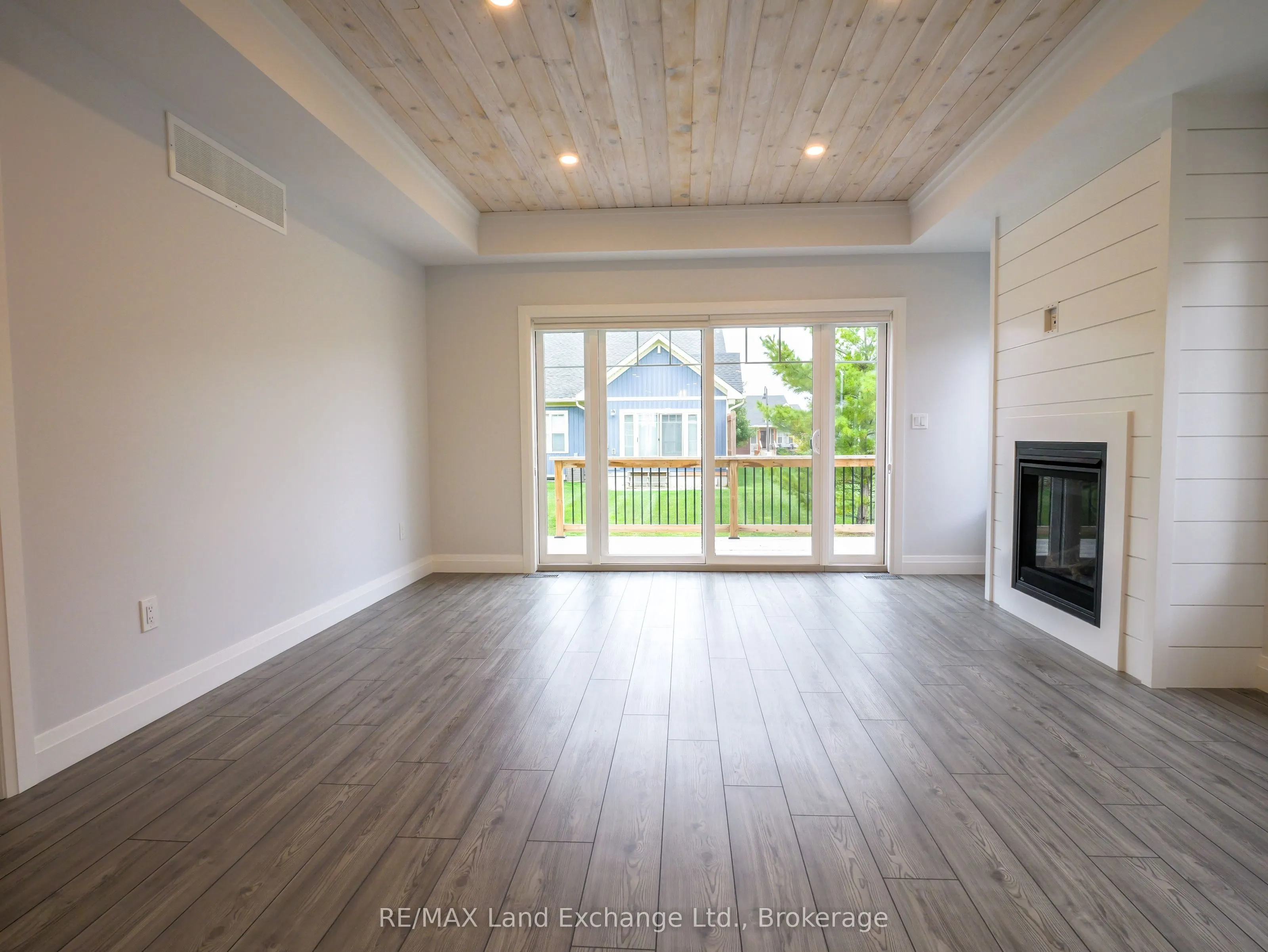62 Eagle Court, #12