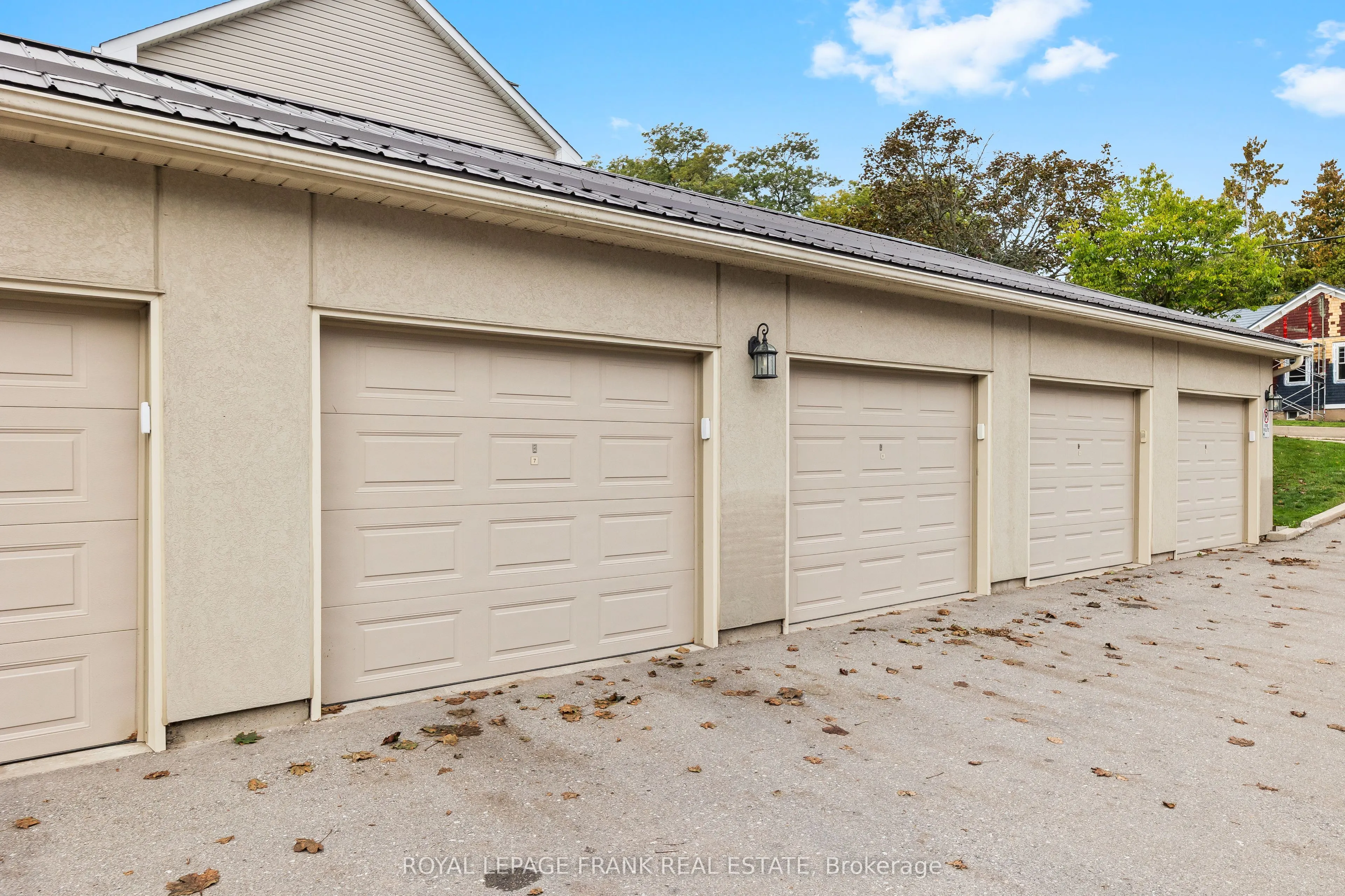 72 Pine Street, #202