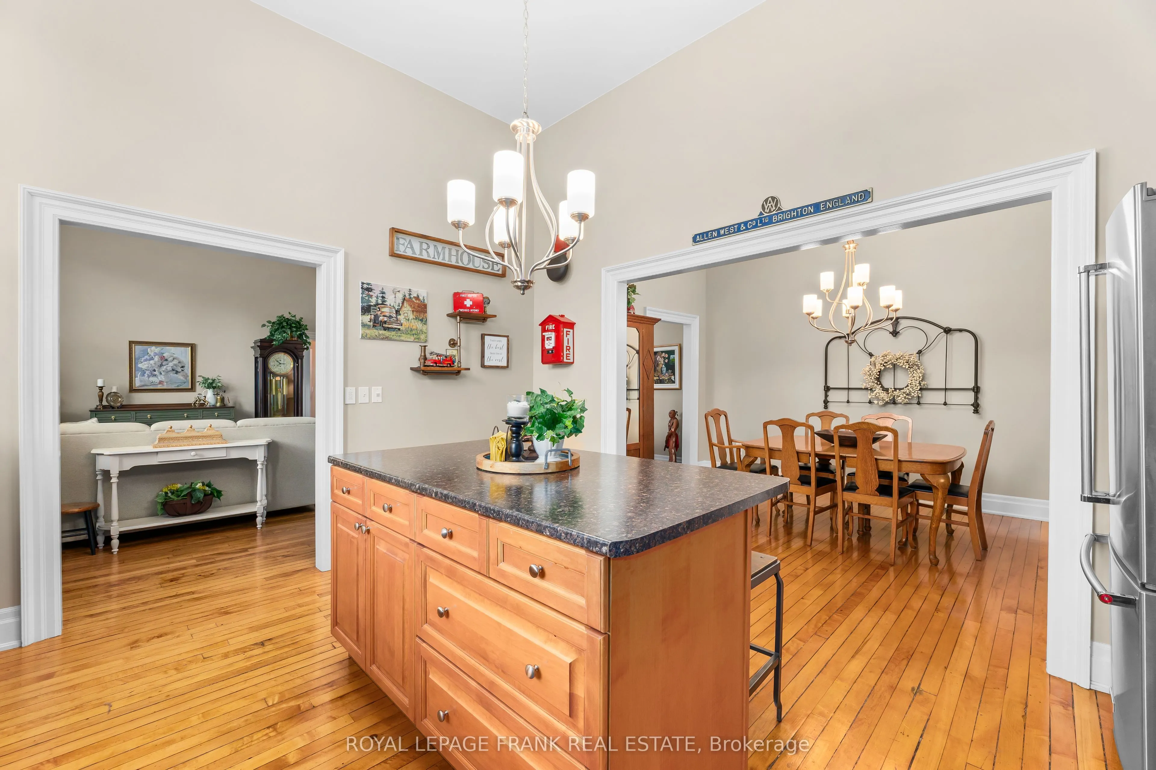 72 Pine Street, #202