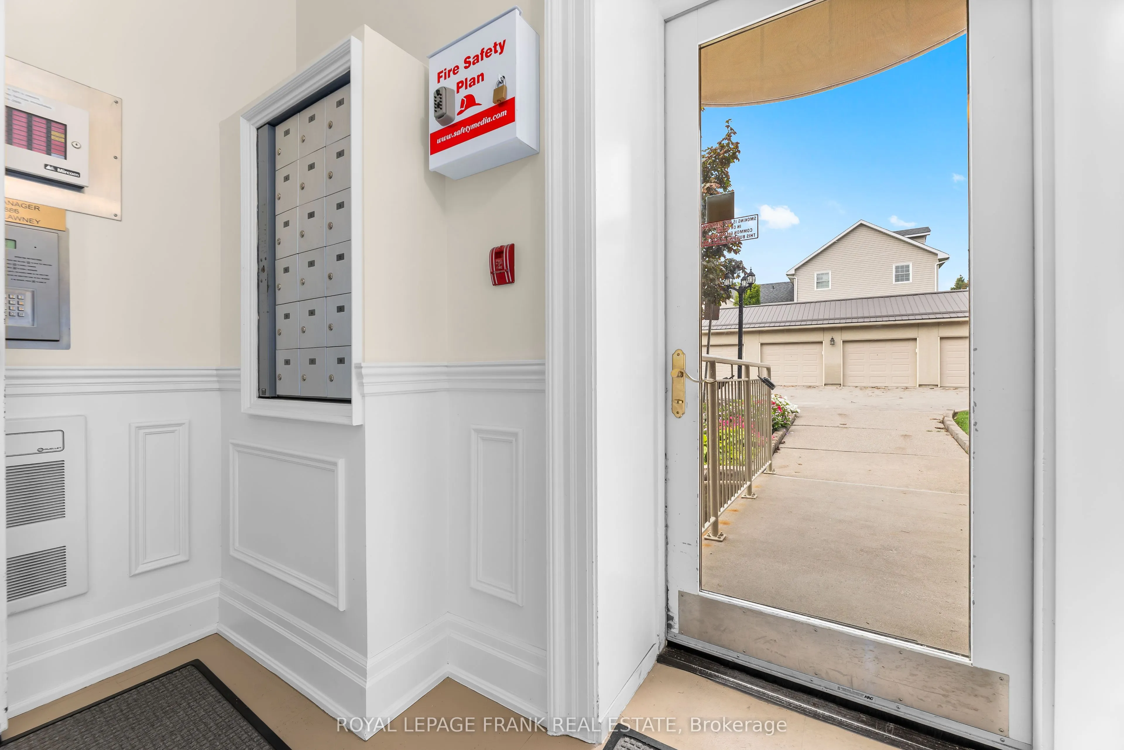 72 Pine Street, #202