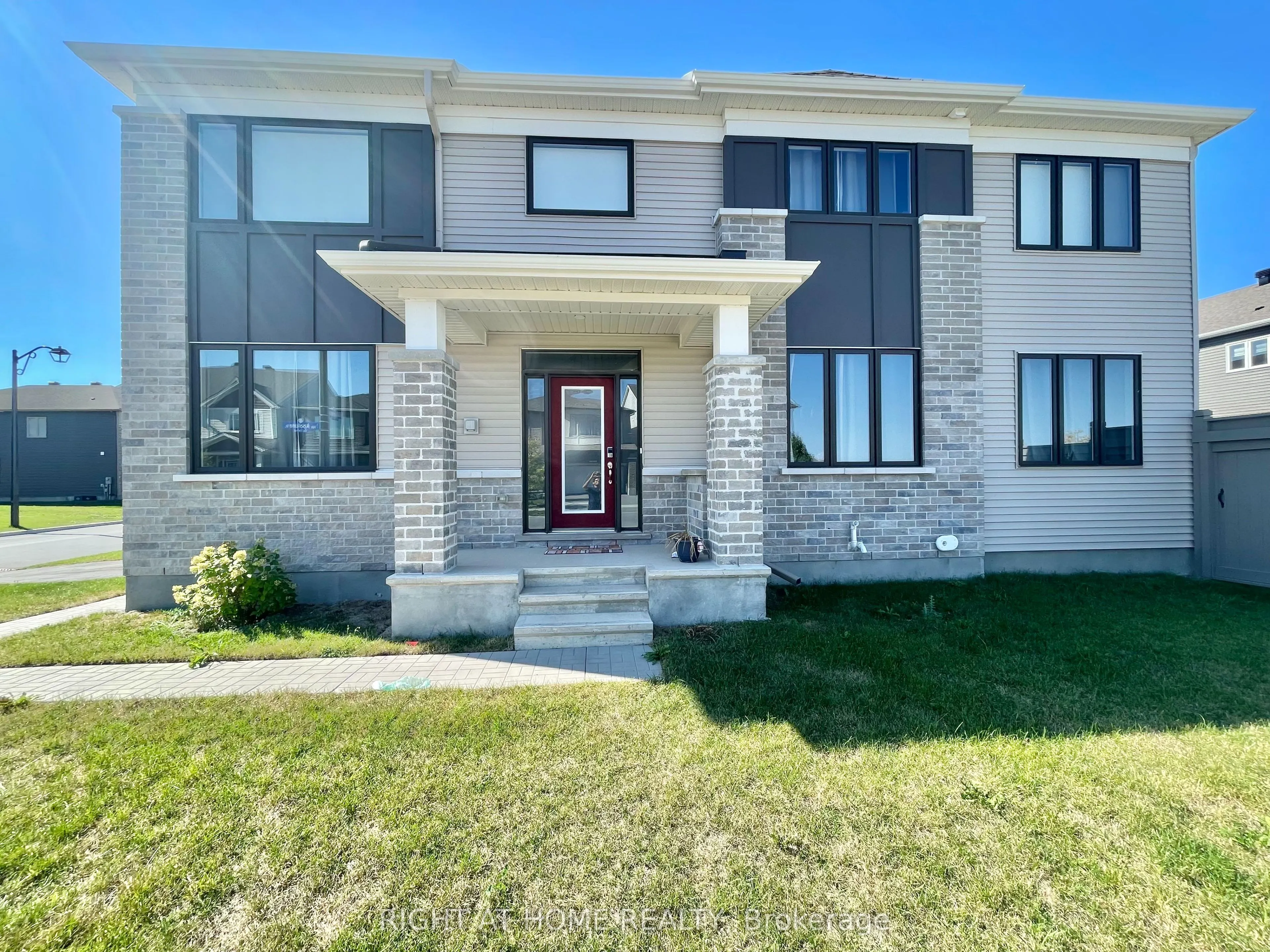 600 Cygnus Street