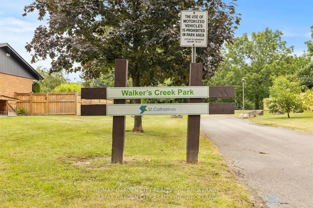 3 Cardinal Circle