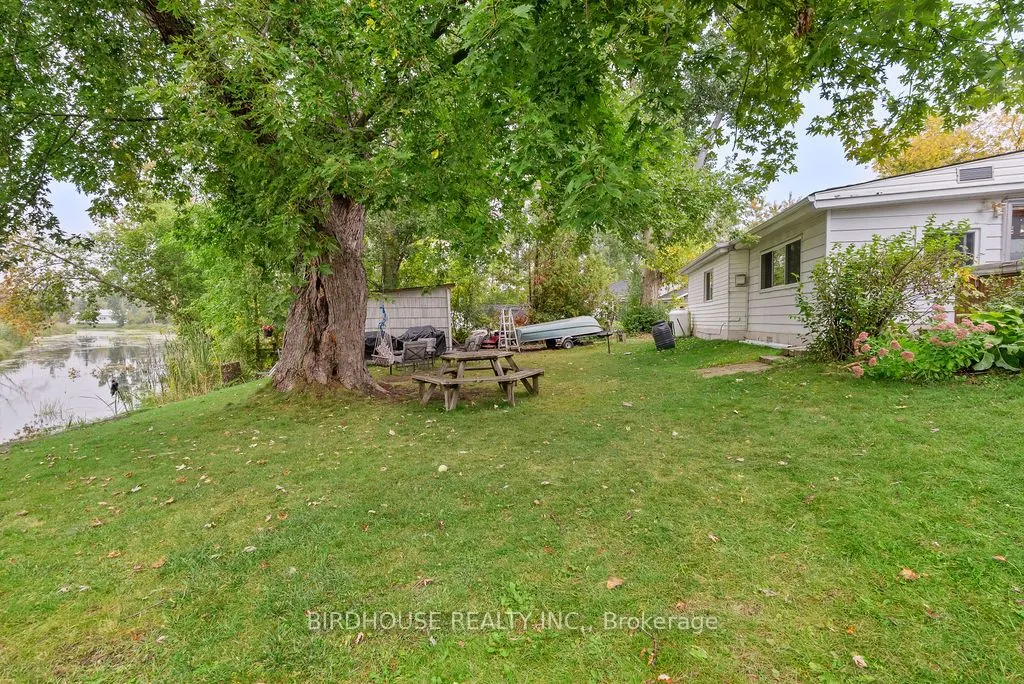 10 Driftwood Crescent