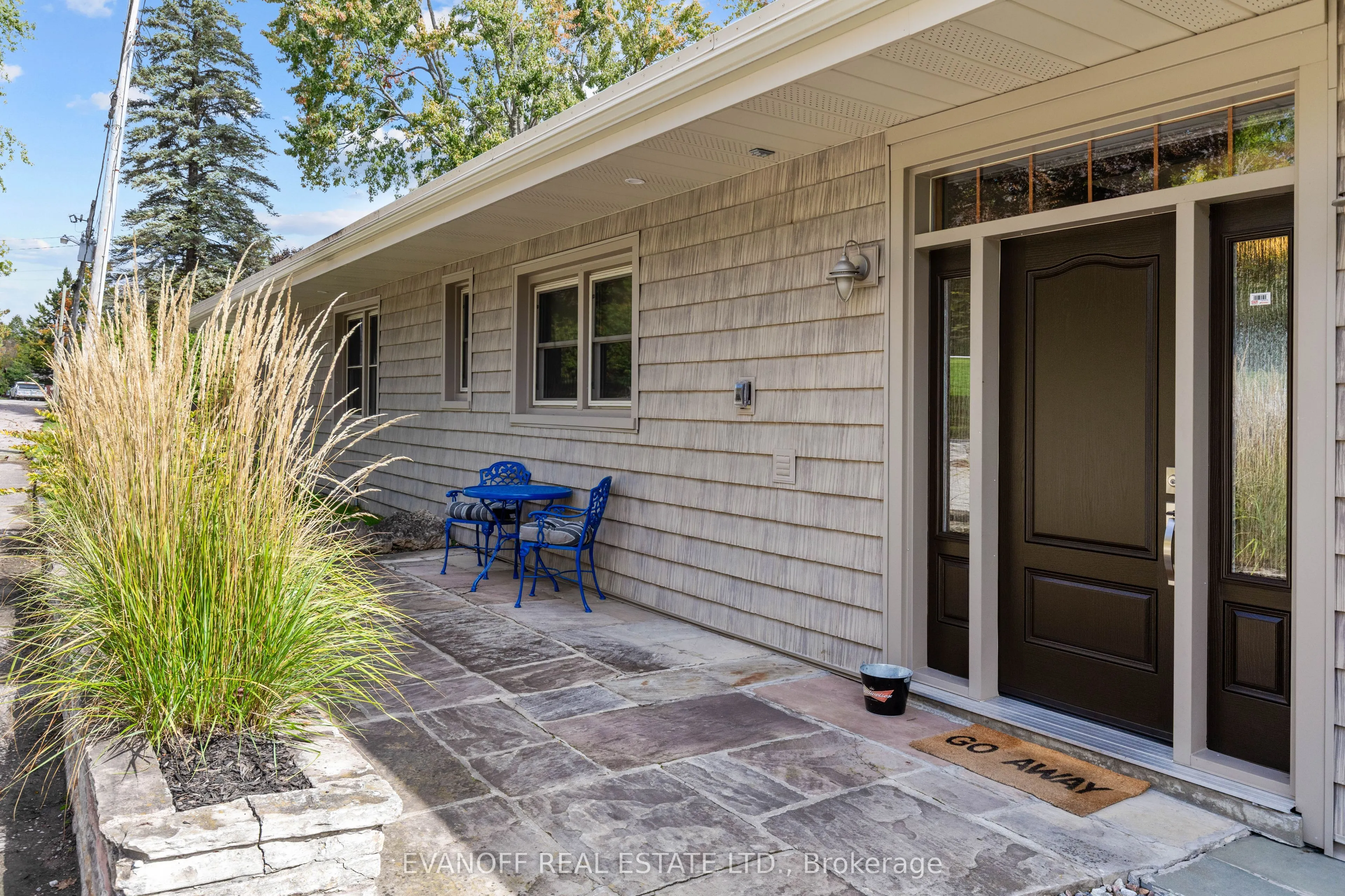 20 Lakeview Park Road