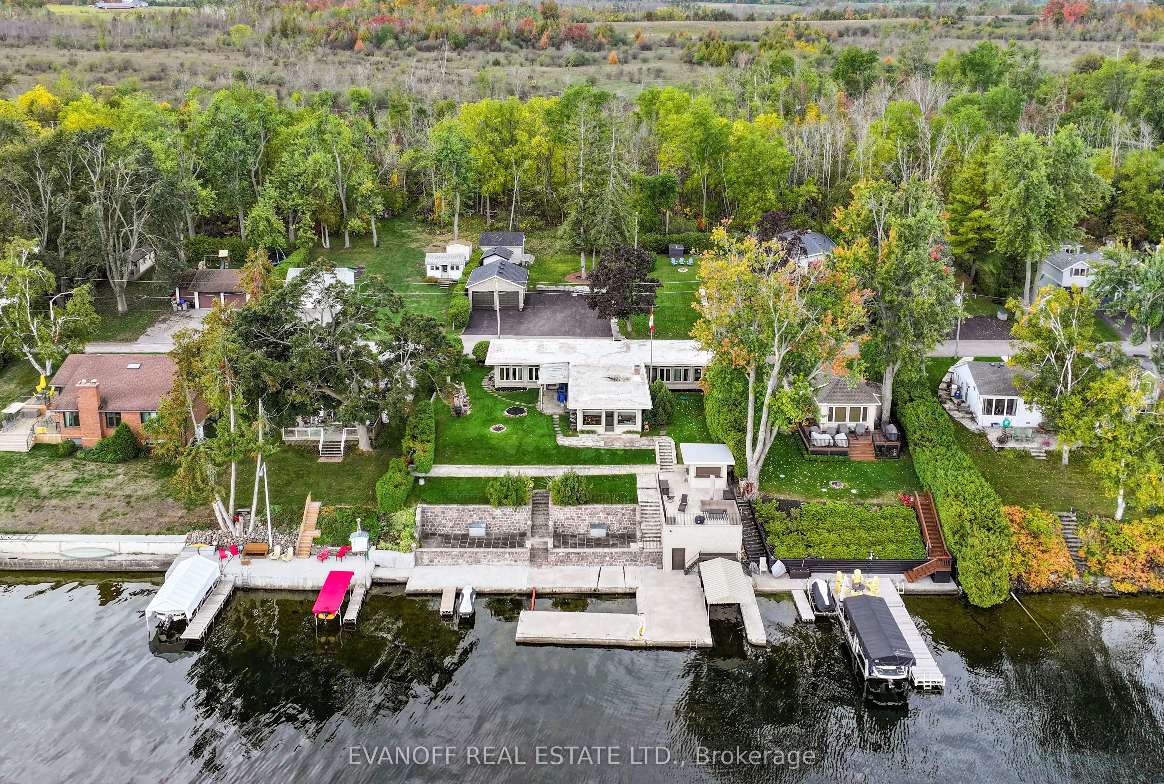 20 Lakeview Park Road