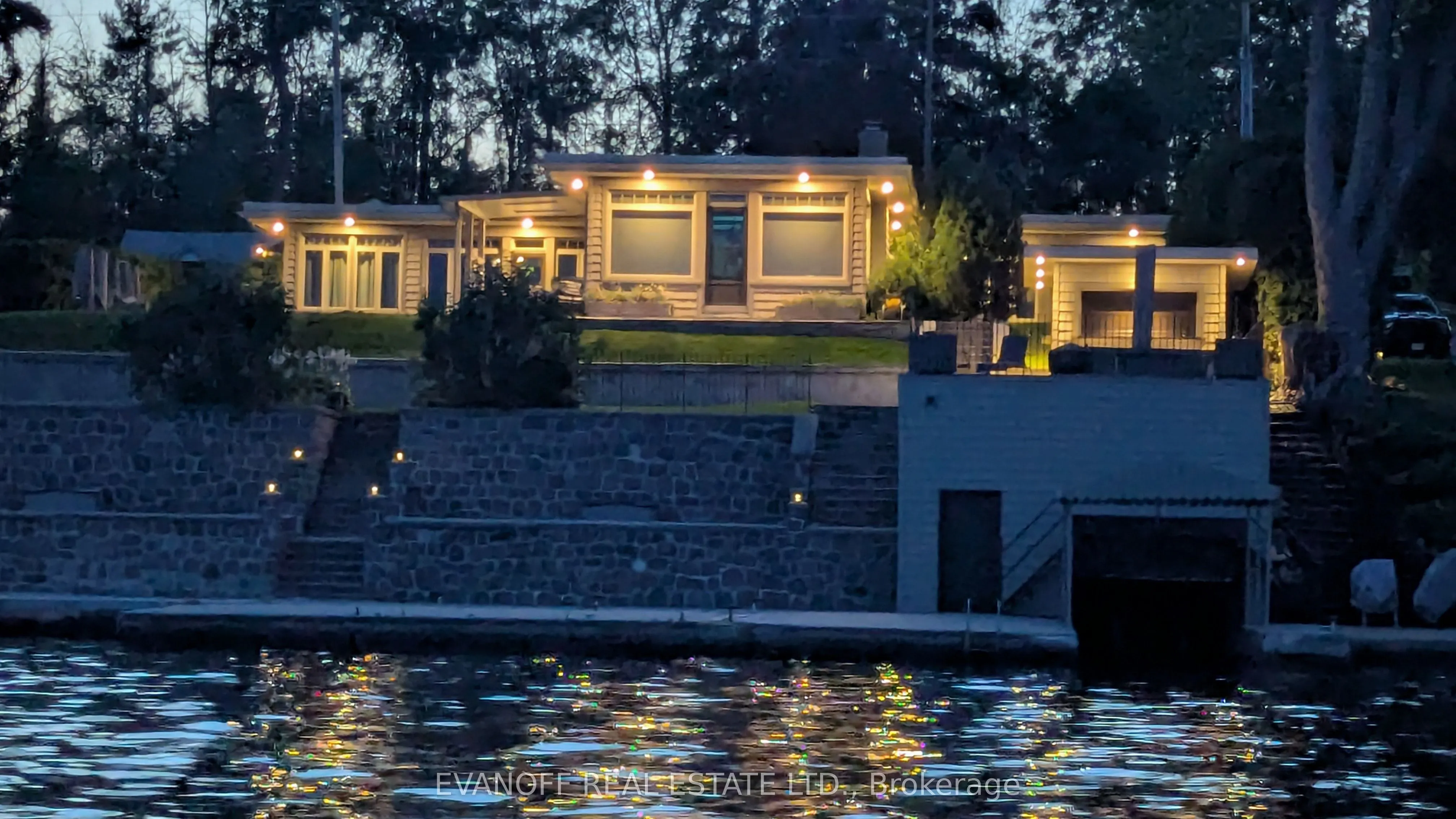 20 Lakeview Park Road