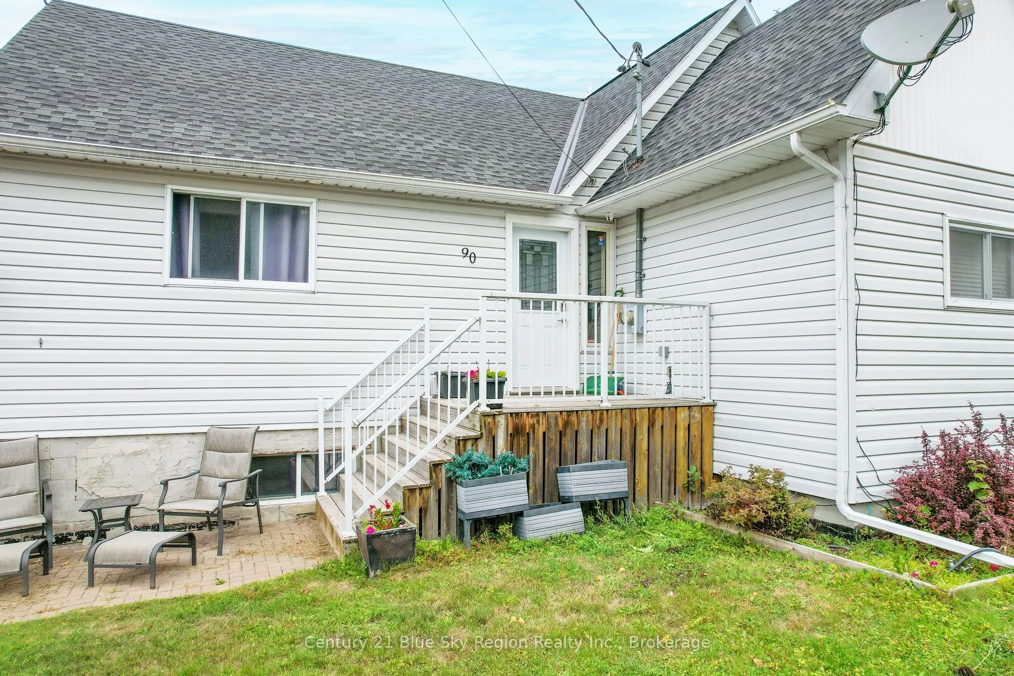 90 Feronia Road