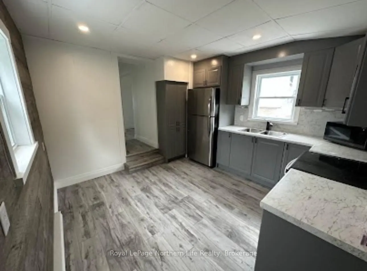 217 PRINCESS Street E