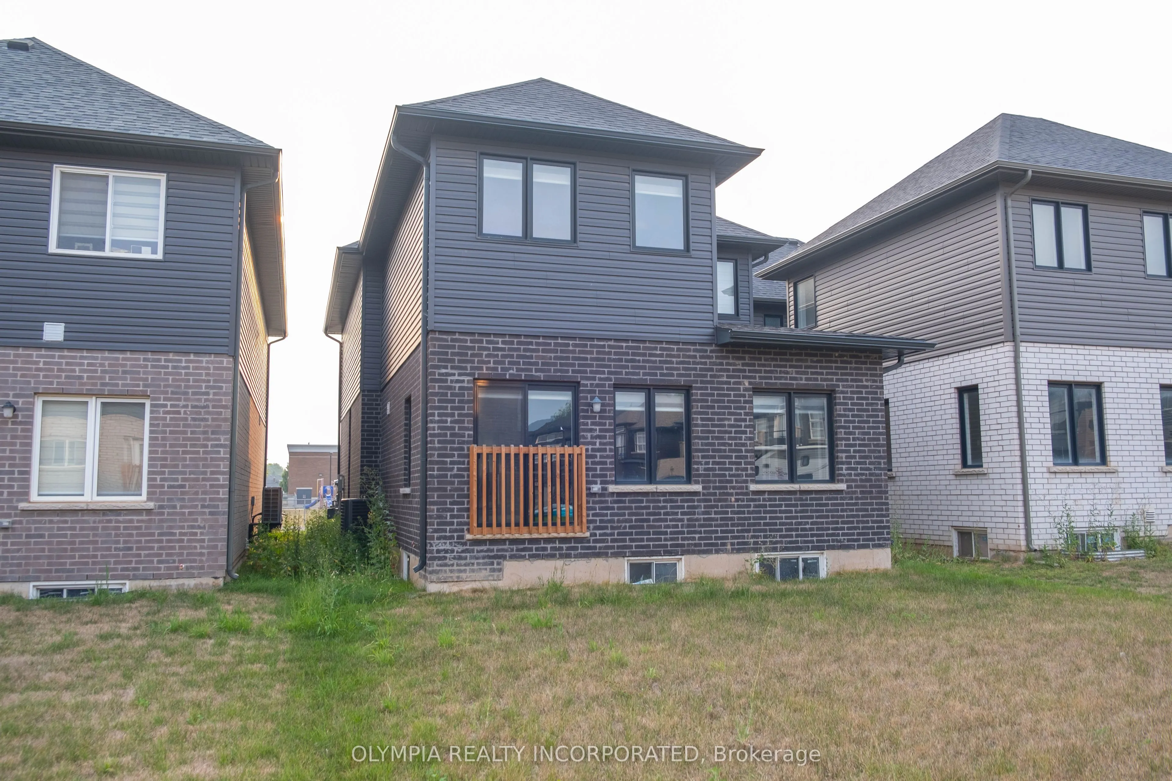 99 Louise Street