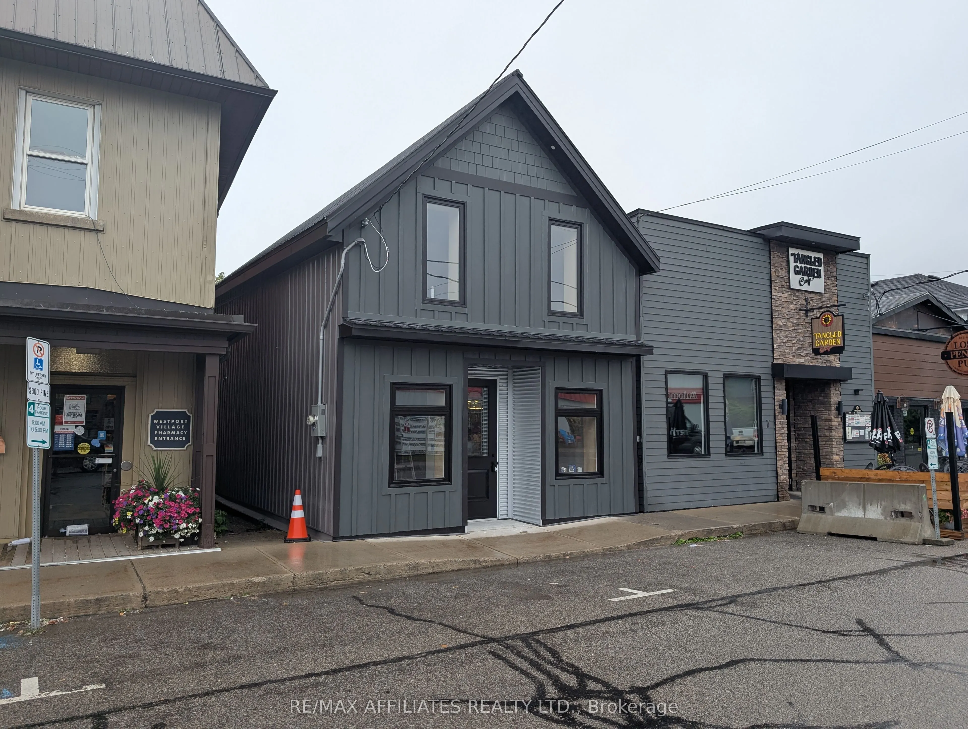 5 Church Street E