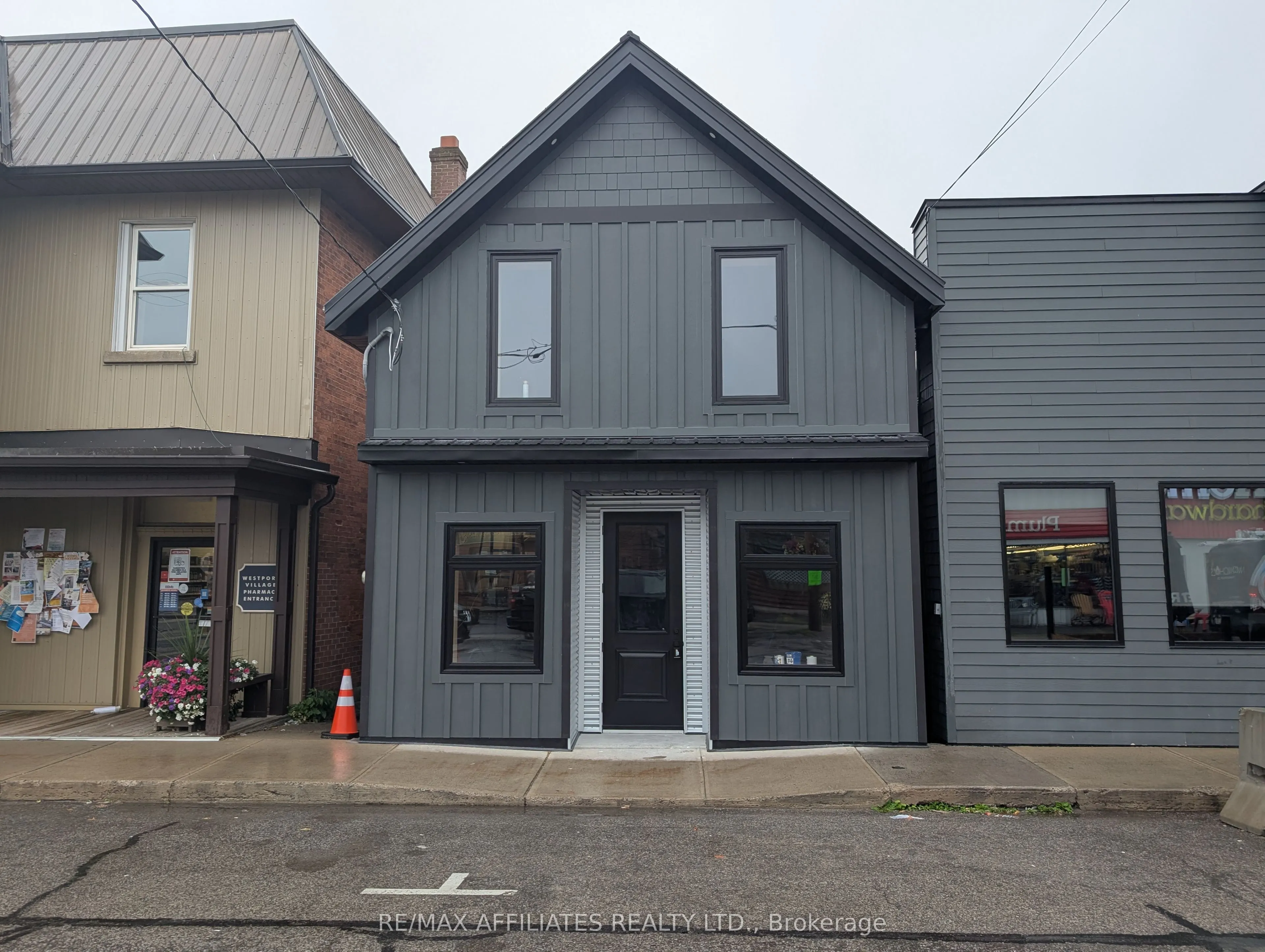 5 Church Street E