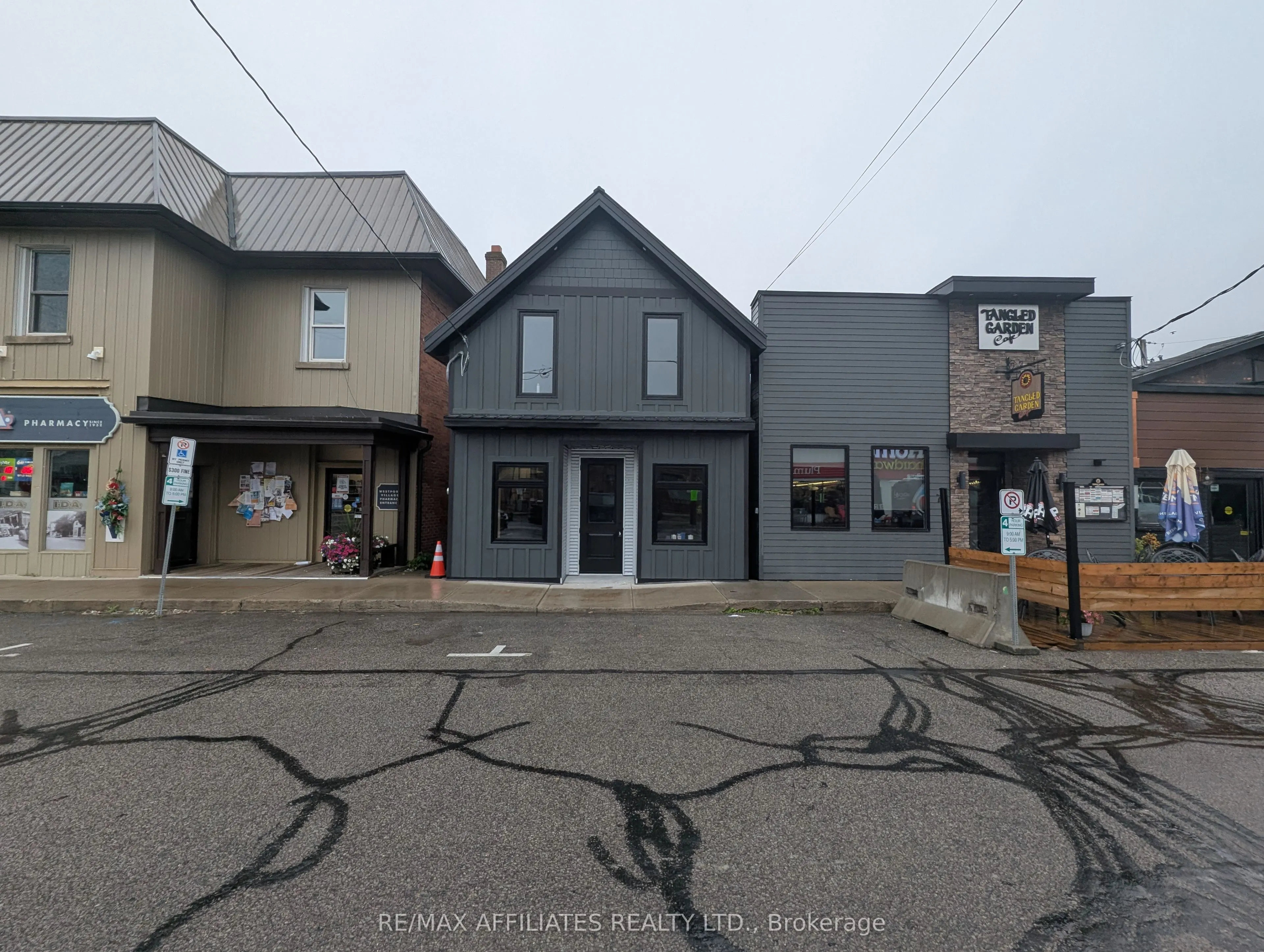 5 Church Street E