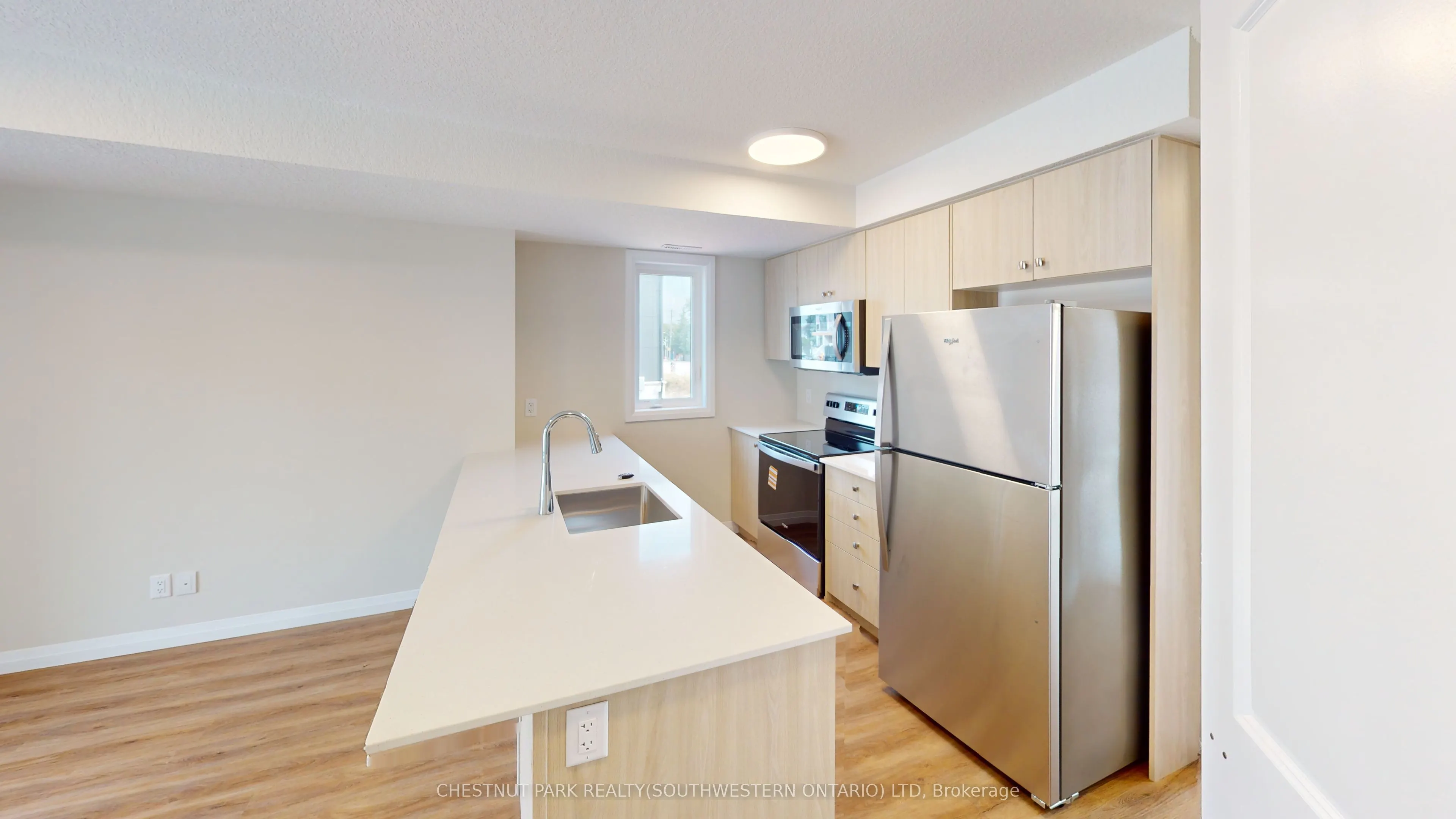 410 Northfield Drive W, #D3