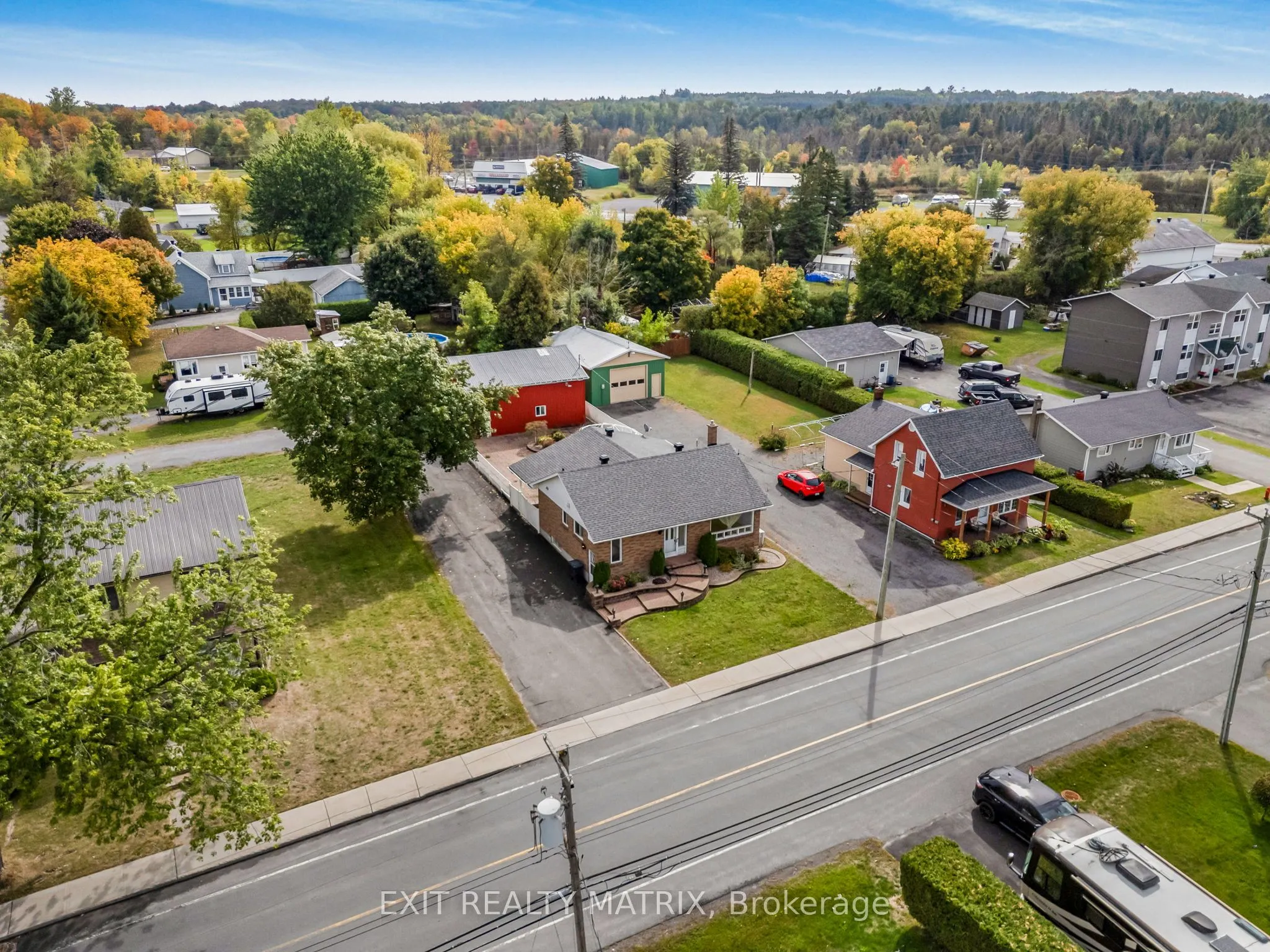 323 Longueuil Street