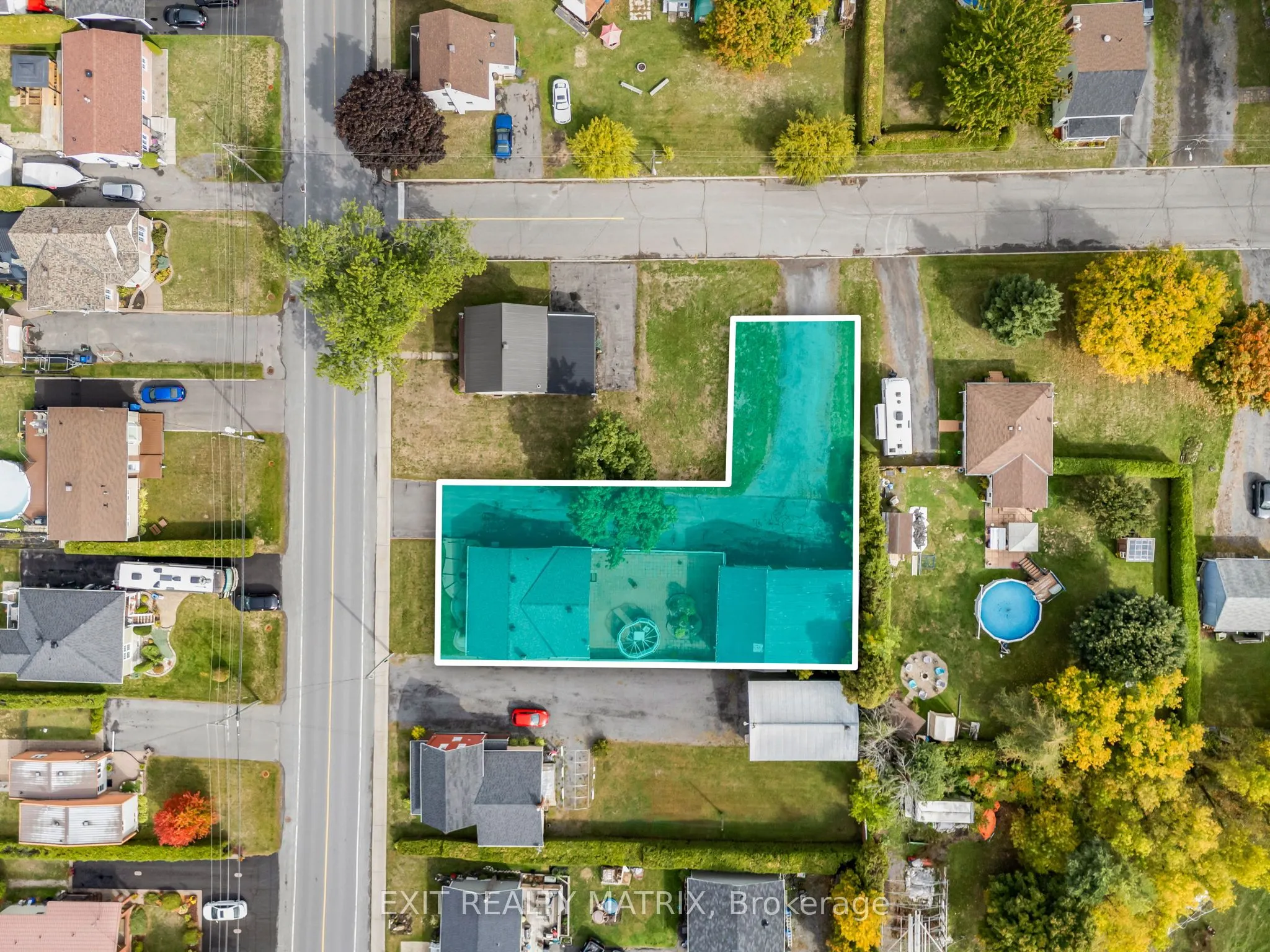 323 Longueuil Street