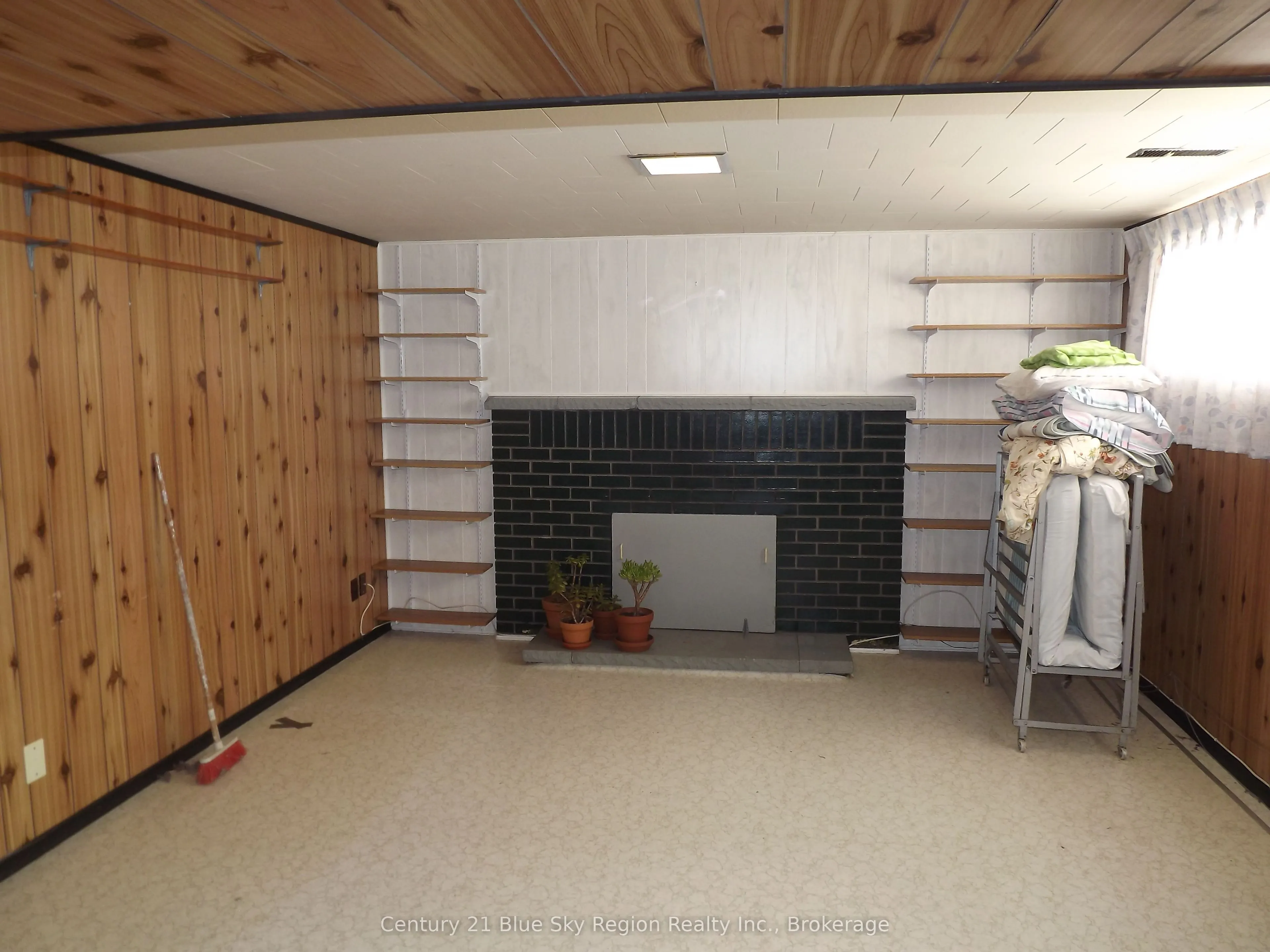 76 strathcona Avenue