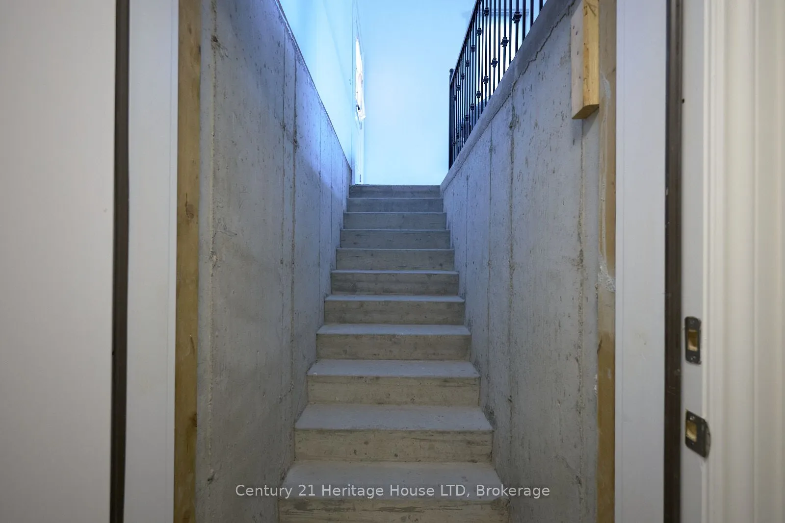 17 Biggar Road