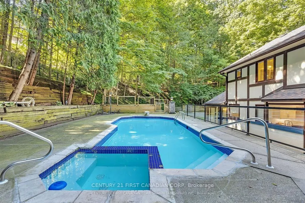 441 Westmount Drive