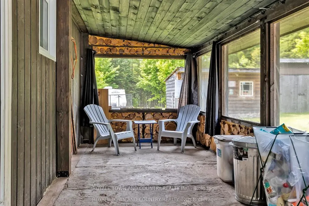 1042 Tweed Drive