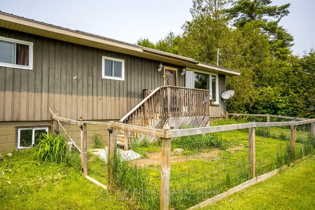1042 Tweed Drive