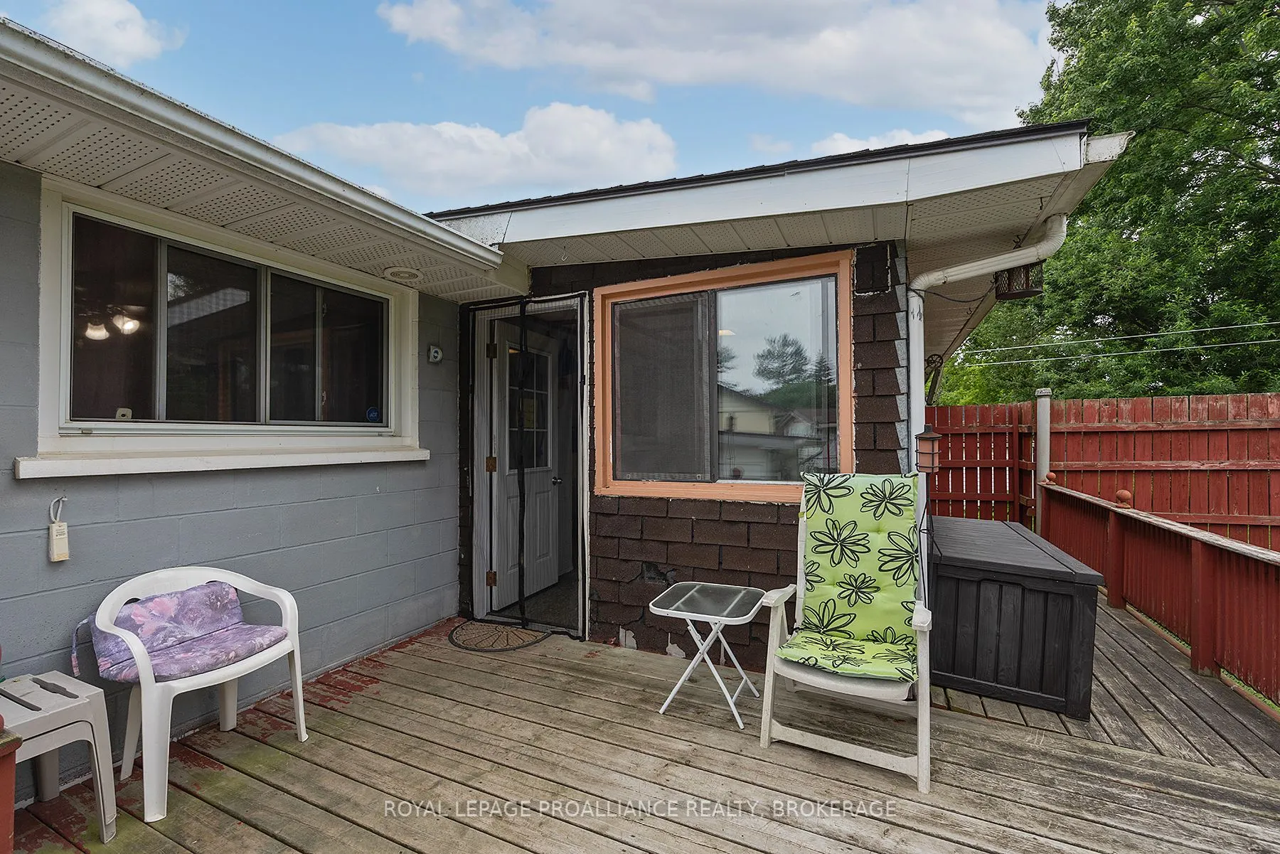50 Morden Crescent