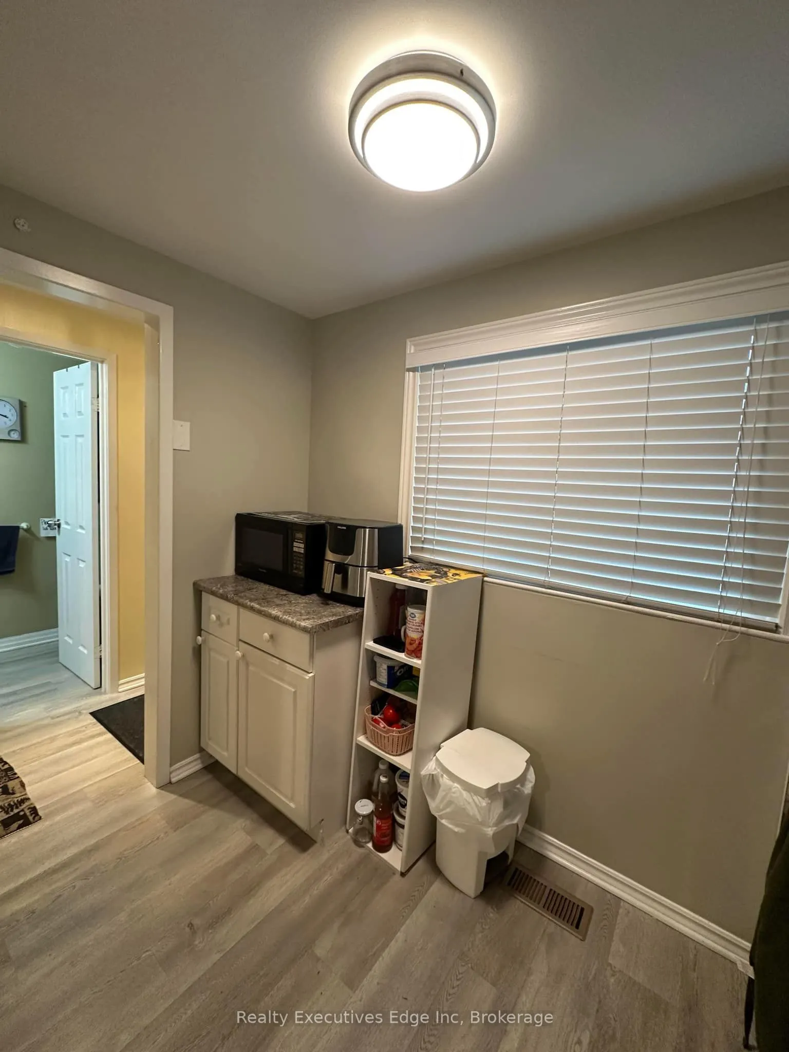 5982 Dunn Street, #4