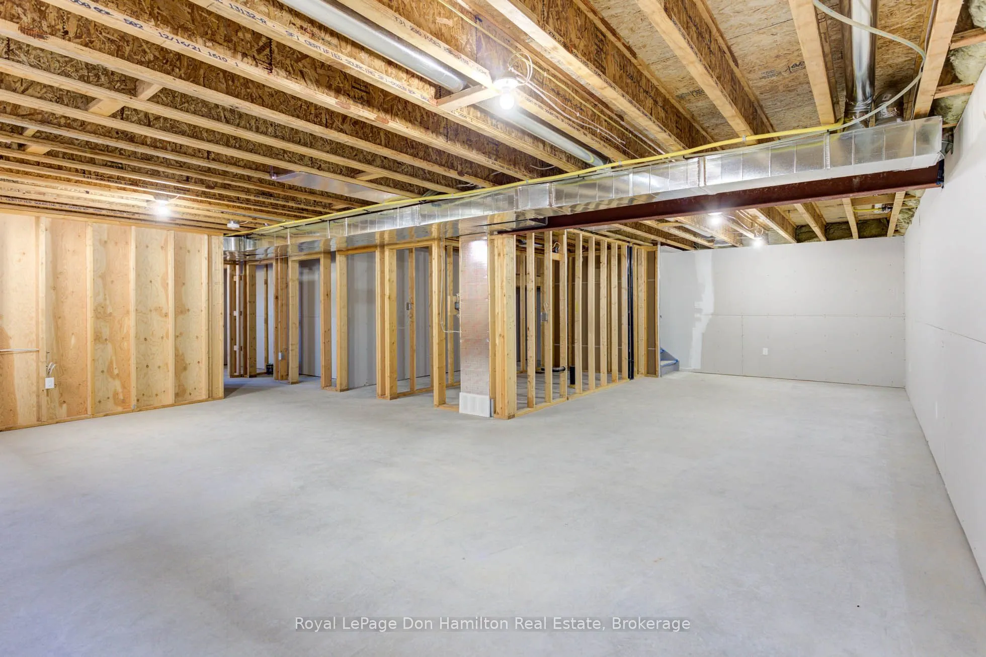 274 Queen Street S