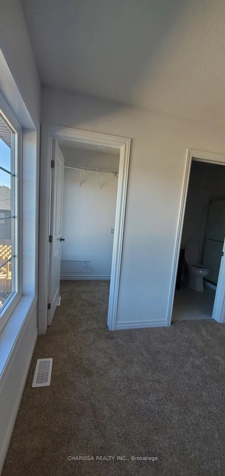 61 Soho Street, #48