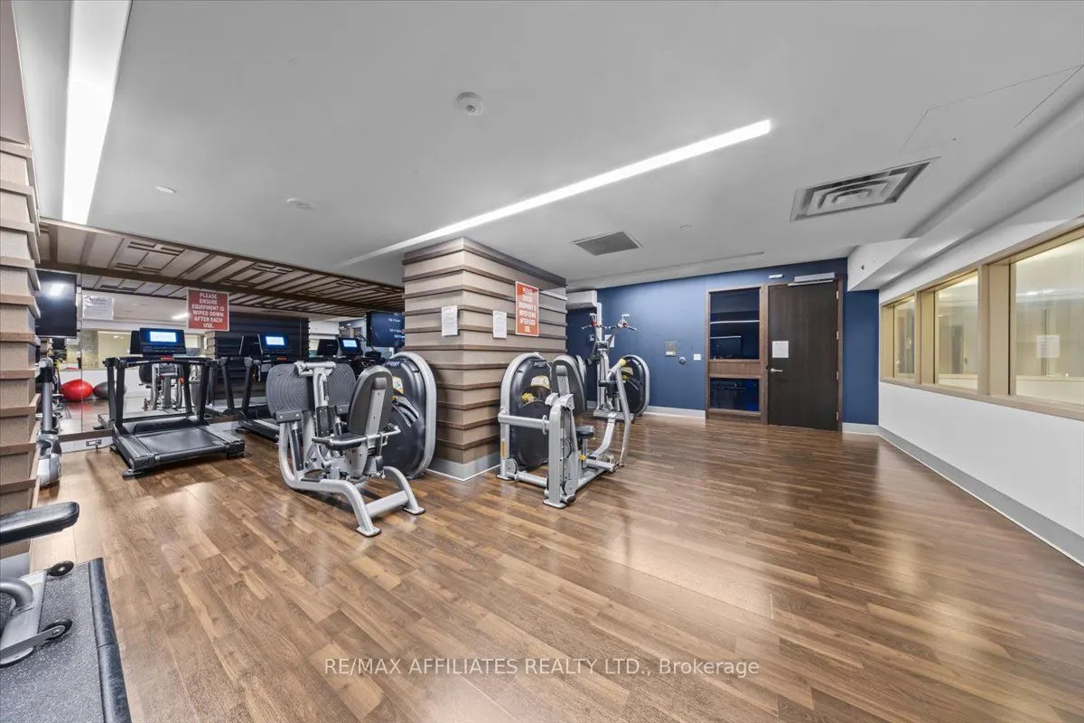 1035 Bank Street, #406