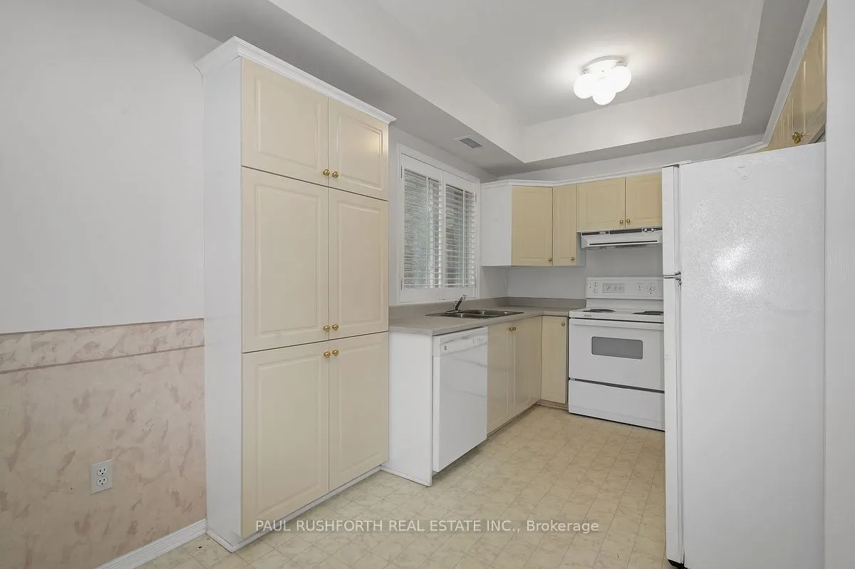 112 Robson Court, #9