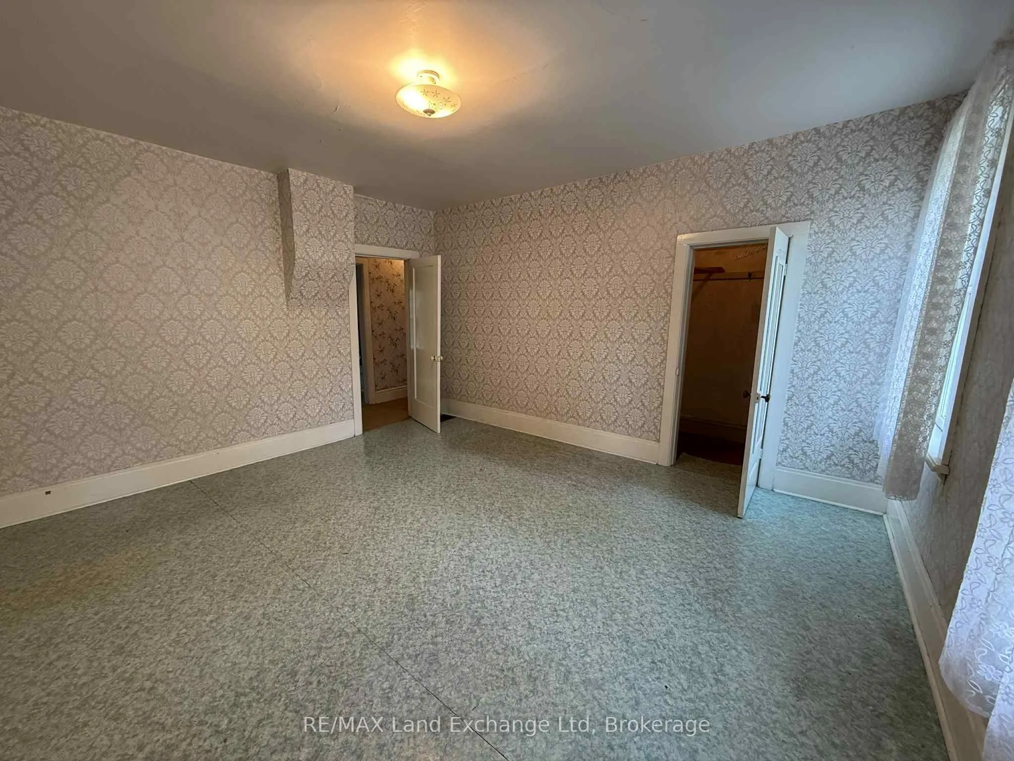 66 Diagonal Road
